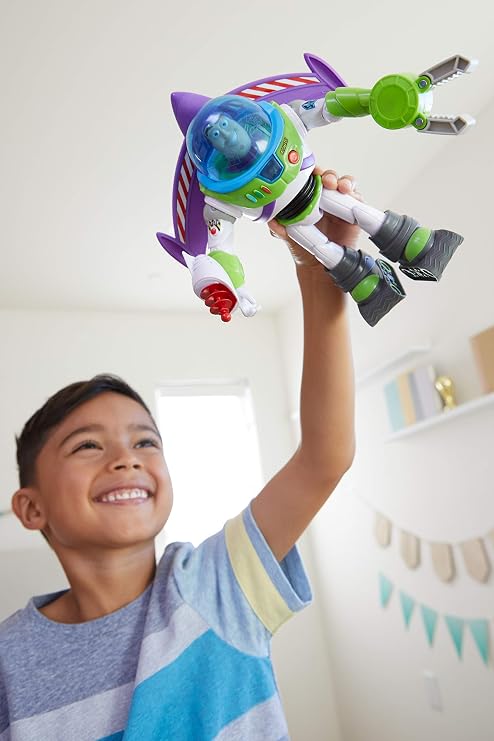 Disney Pixar Toy Story Buzz Lightyear Super Armor Figure with Accessories, Sounds and Lights, Kids Toy GTV23