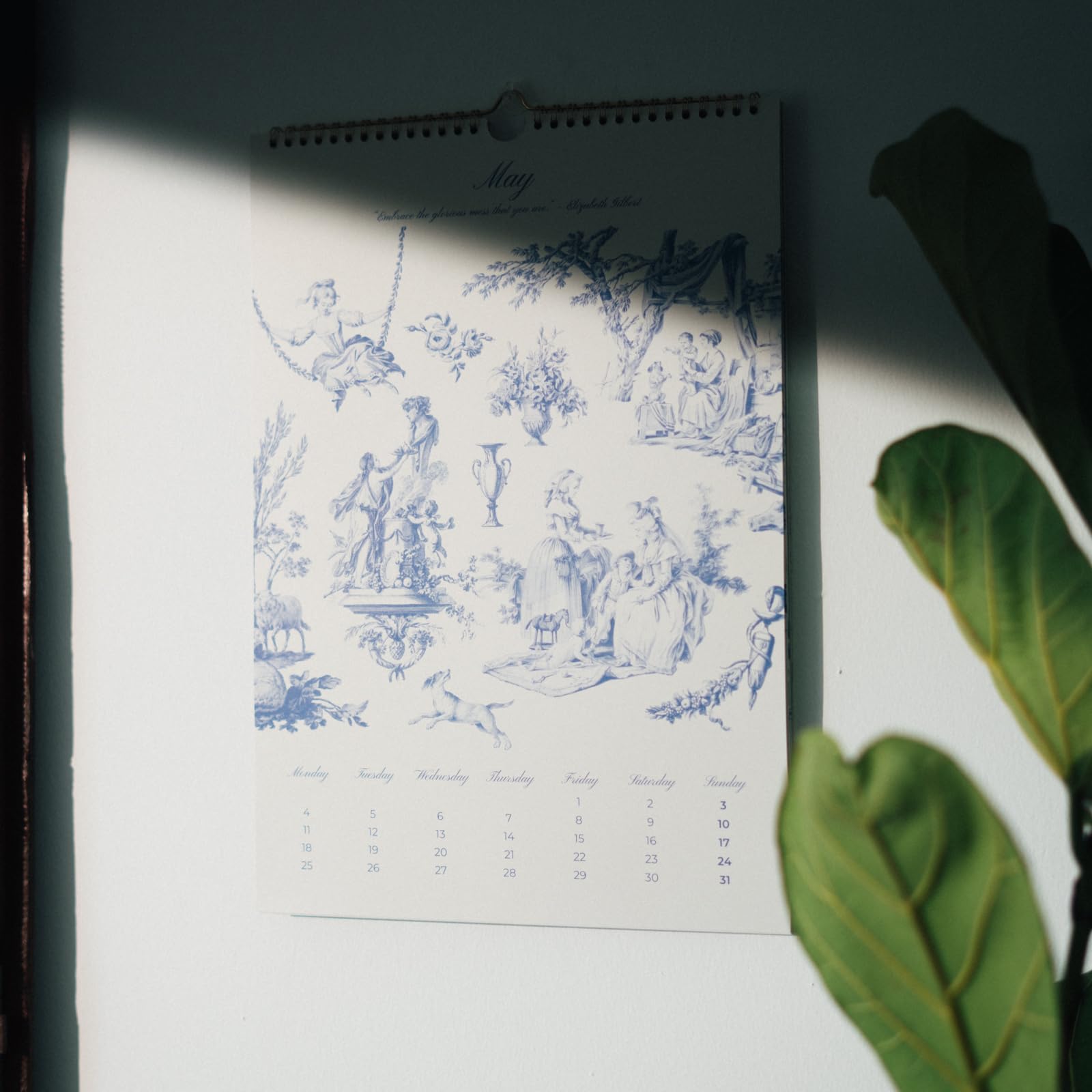 Calendrier Mural 2026 Versailles - 28x39,7 Cm - Illustrations Saisons - Stickers Inclus