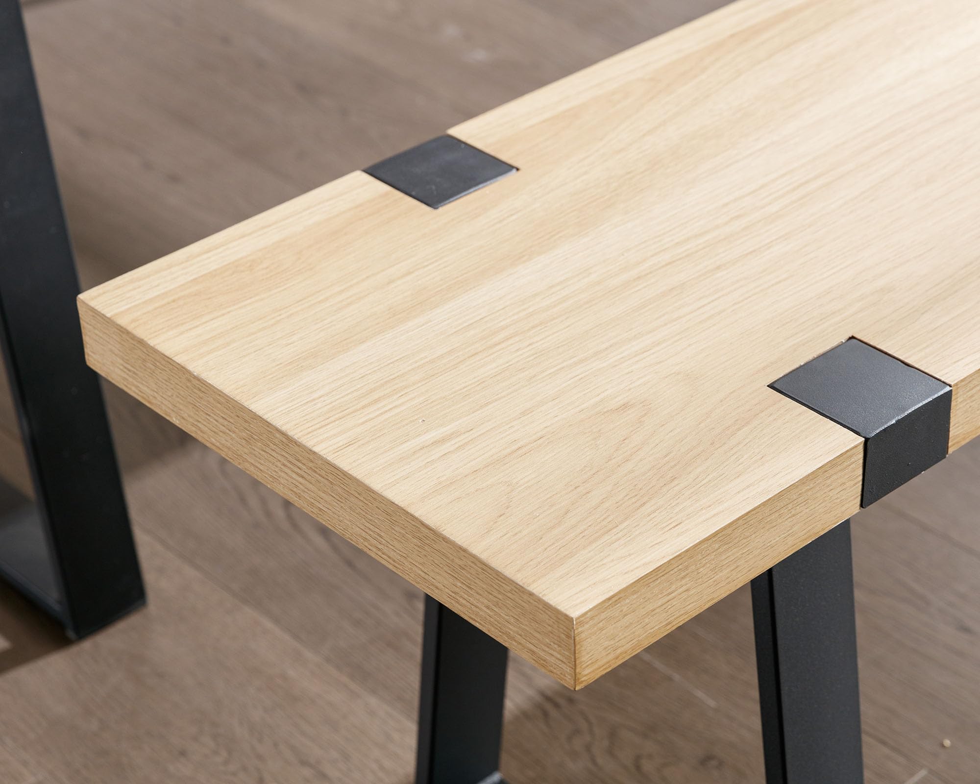 60" Wood Dining Bench with Black Metal Legs for Dining Room, Kitchen, Natural Oak