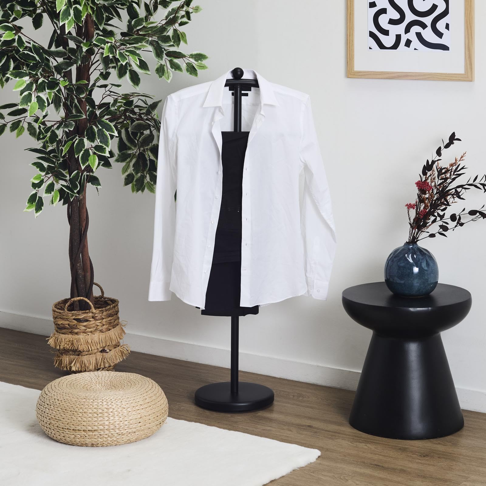 Valet de Nuit Effet Bois Rangement Vêtements Noir | Plastique, valet de nuit effet bois, rangement pratique, vêtements et accessoires, chambre, 45x109x26 cm, noir