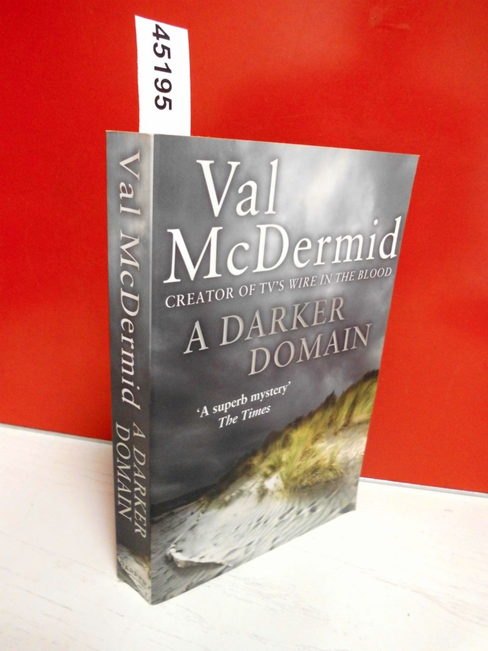 A Darker Domain by Val McDermid (Paperback Book)