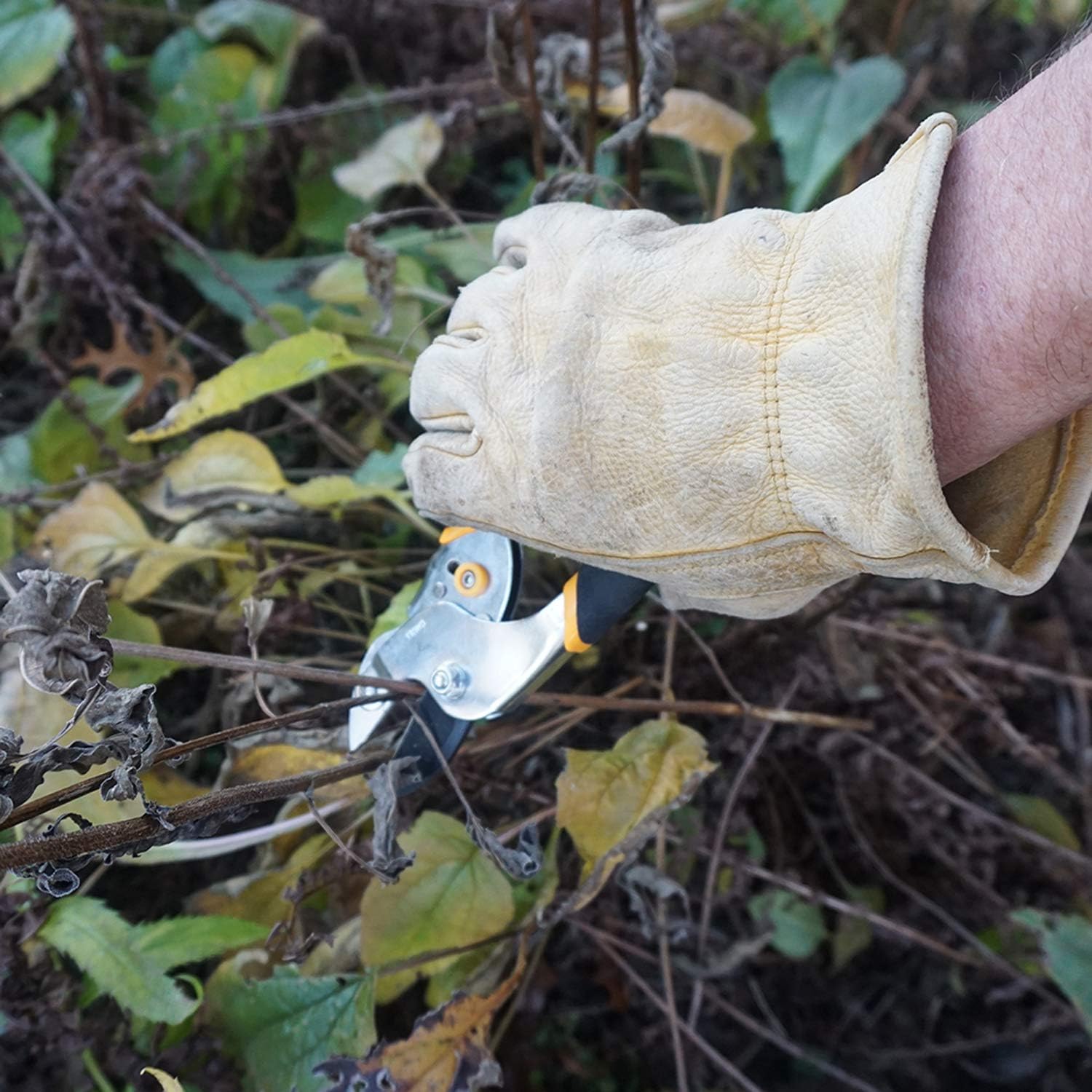 Centurion 193 All Steel Blade Sharp Anvil Pruner, Non-Stick Rust-Resistant Coating Blade