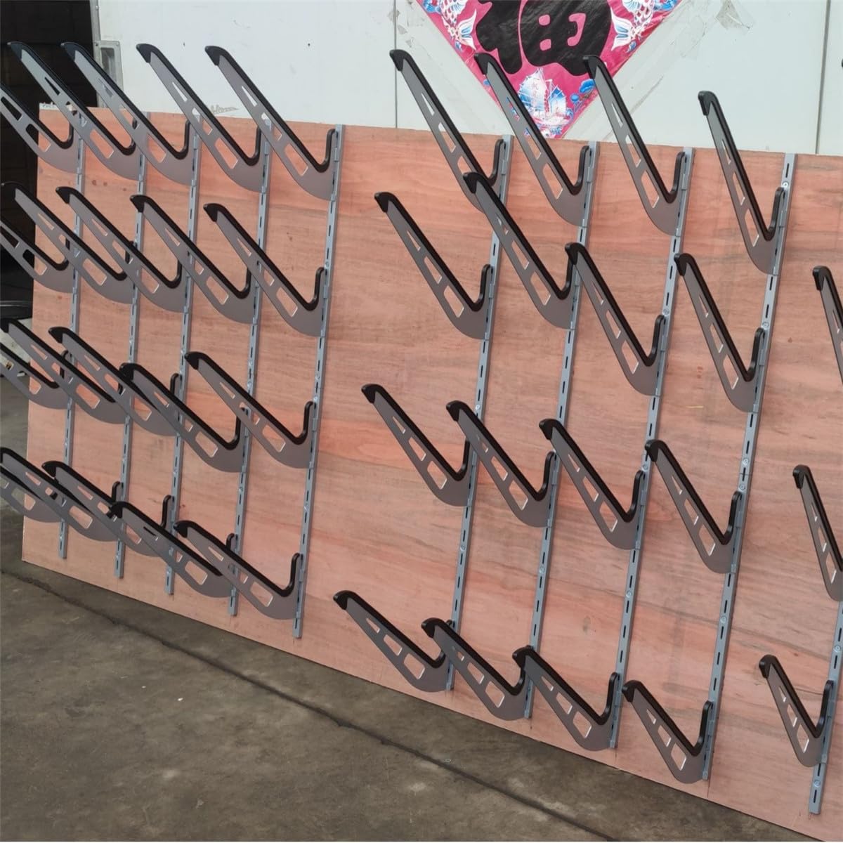 Multiboard-Surf-Rack, Wandhalterung für Surfbrett, Wakeboard, Snowboard-Aufbewahrung, verstellbare Wandaufhänger, Bretter (Schwarz, 4 Ebenen)