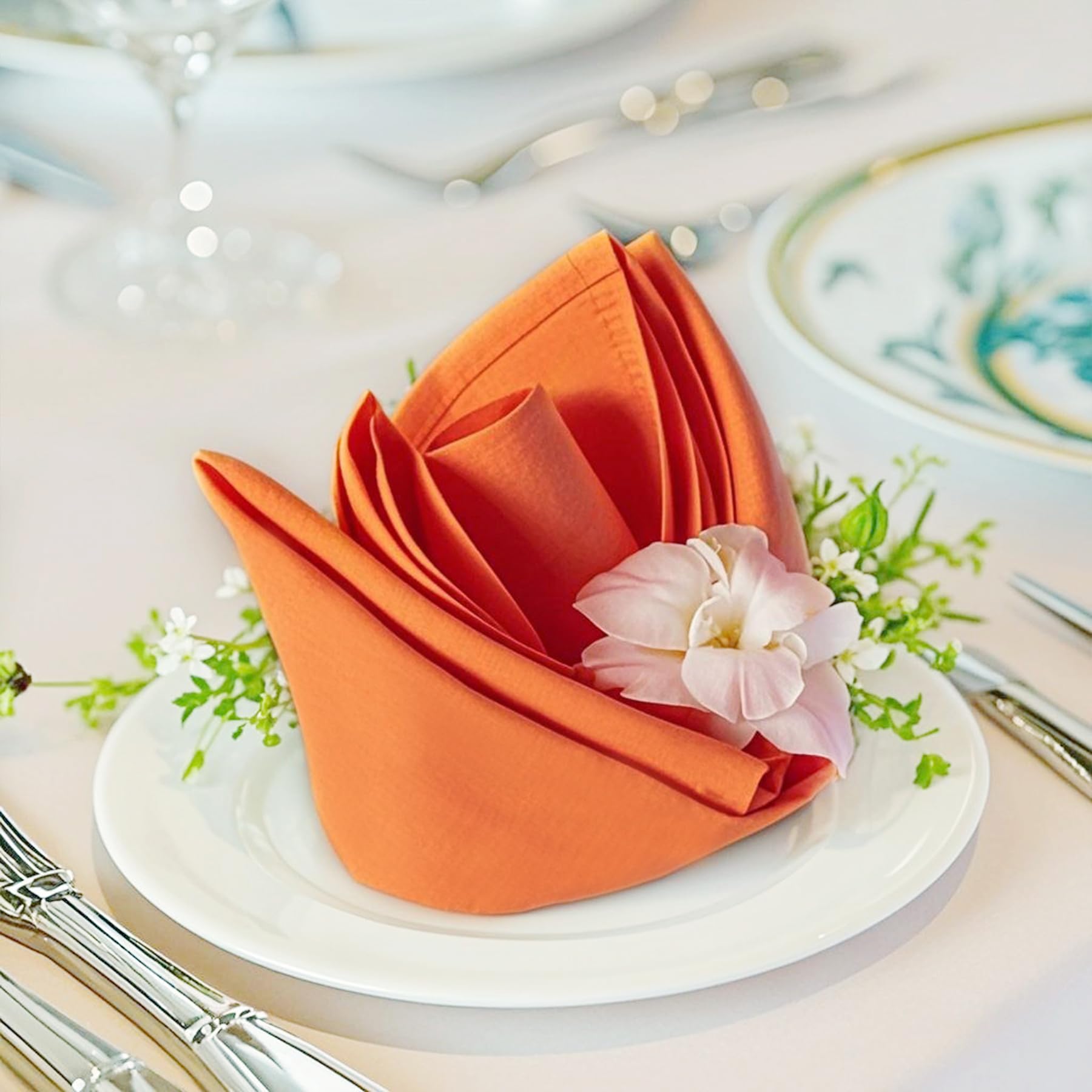 FOLINS&amp;HOME Orange Cloth Napkins Set of 4, Decorative 17x17 Inch Napkins