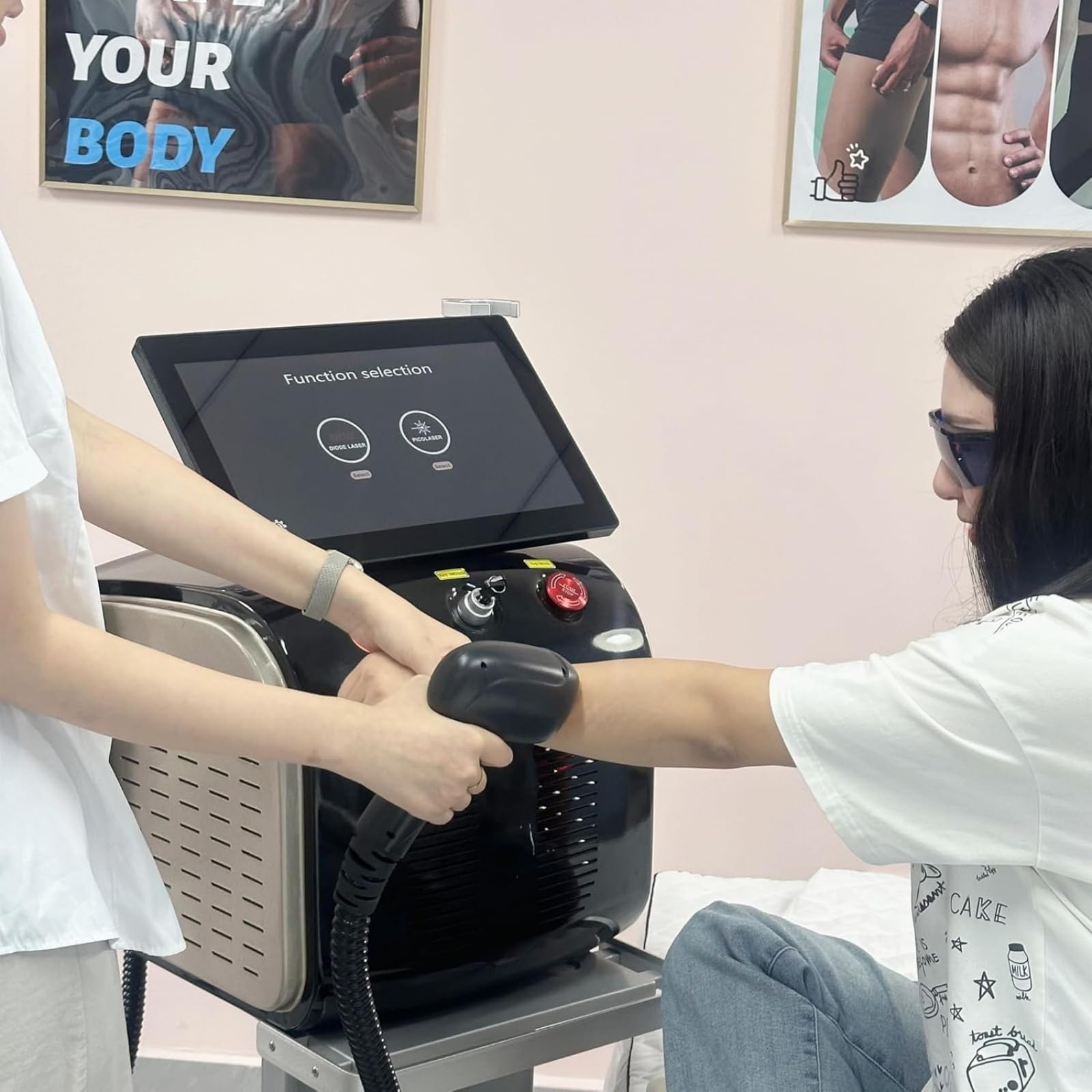 Máquina profesional de depilación láser de diodos, dispositivo de depilación de platino de hielo, adecuado para la cara, axilas, brazos, piernas, serie de bikini, disponible para hombres y mujeres