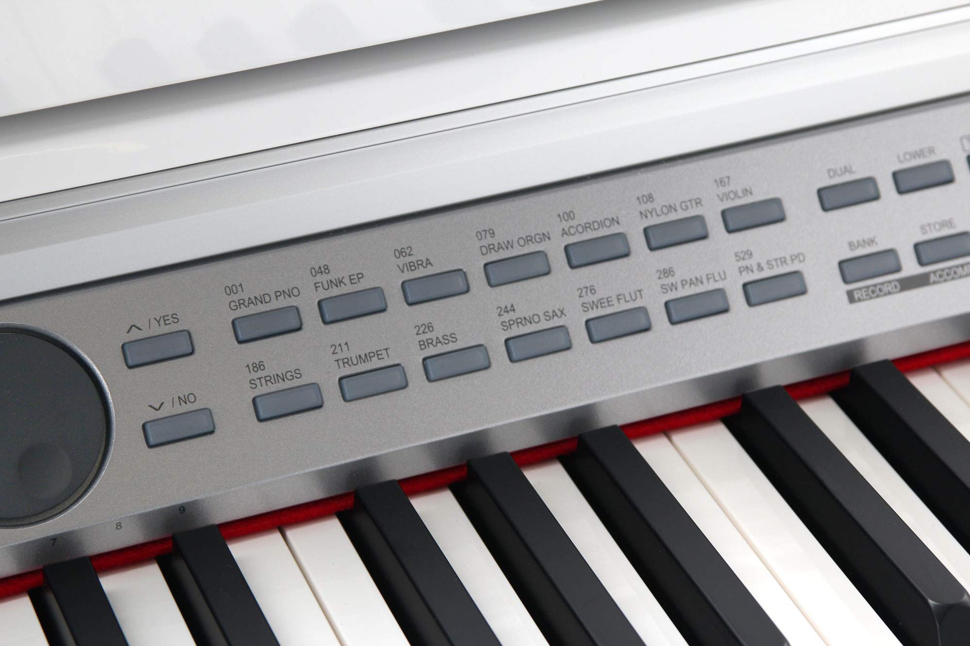 Classic Cantabile DP-A 410 WH E-Piano Bianco Lucido SET incl. Panchetta | Tastiera HA-88-S500 con 88 tasti a meccanica a martello e dinamica di tocco, 3 pedali (Sustain, Sostenuto, Soft), 600 Voices