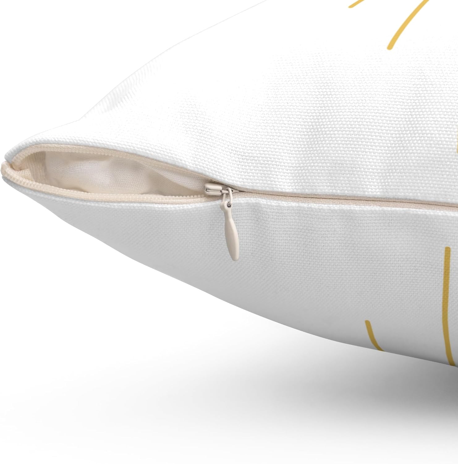 Eye See You Pillow: Bold Style That’s Watching Out for You