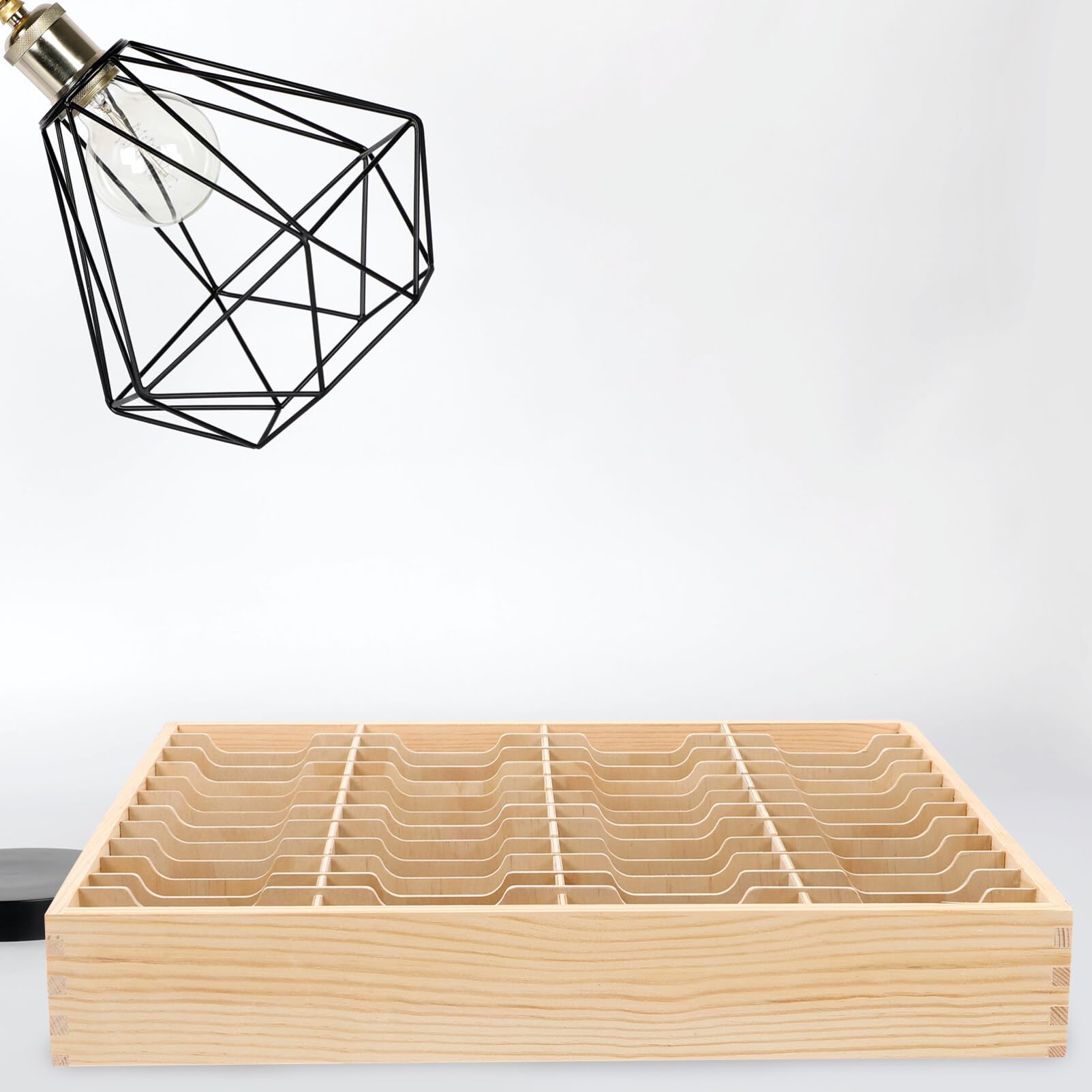 Organizador de Escritorio de Madera para Almacenamiento Clasificado Múltiples Compartimentos de Teléfonos y Objetos Pequeños Adecuado para Aula o Sala