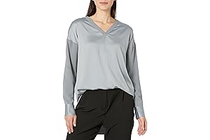 Women's Token Pullover Top: A Versatile Wardrobe Essential for Modern Women