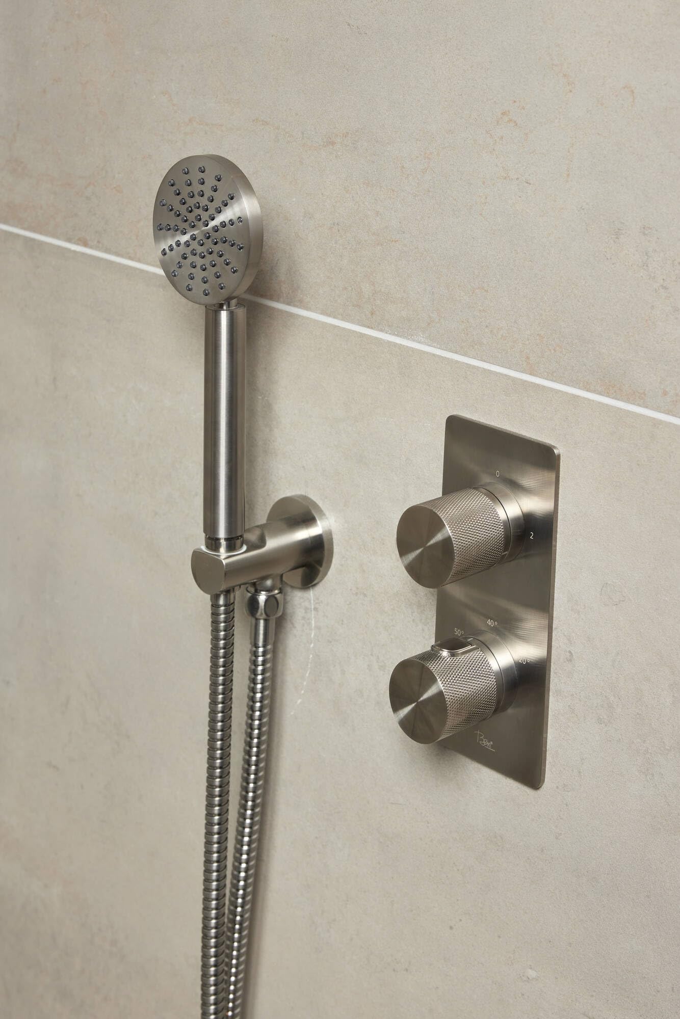 Ben MSL Duschschlauch - Flexibler Brauseschlauch - Edelstahloptik - Luxuriöses Aussehen - Nickel Gebürstet - 125 cm - Duscharmatur - Dusche - Schlauch