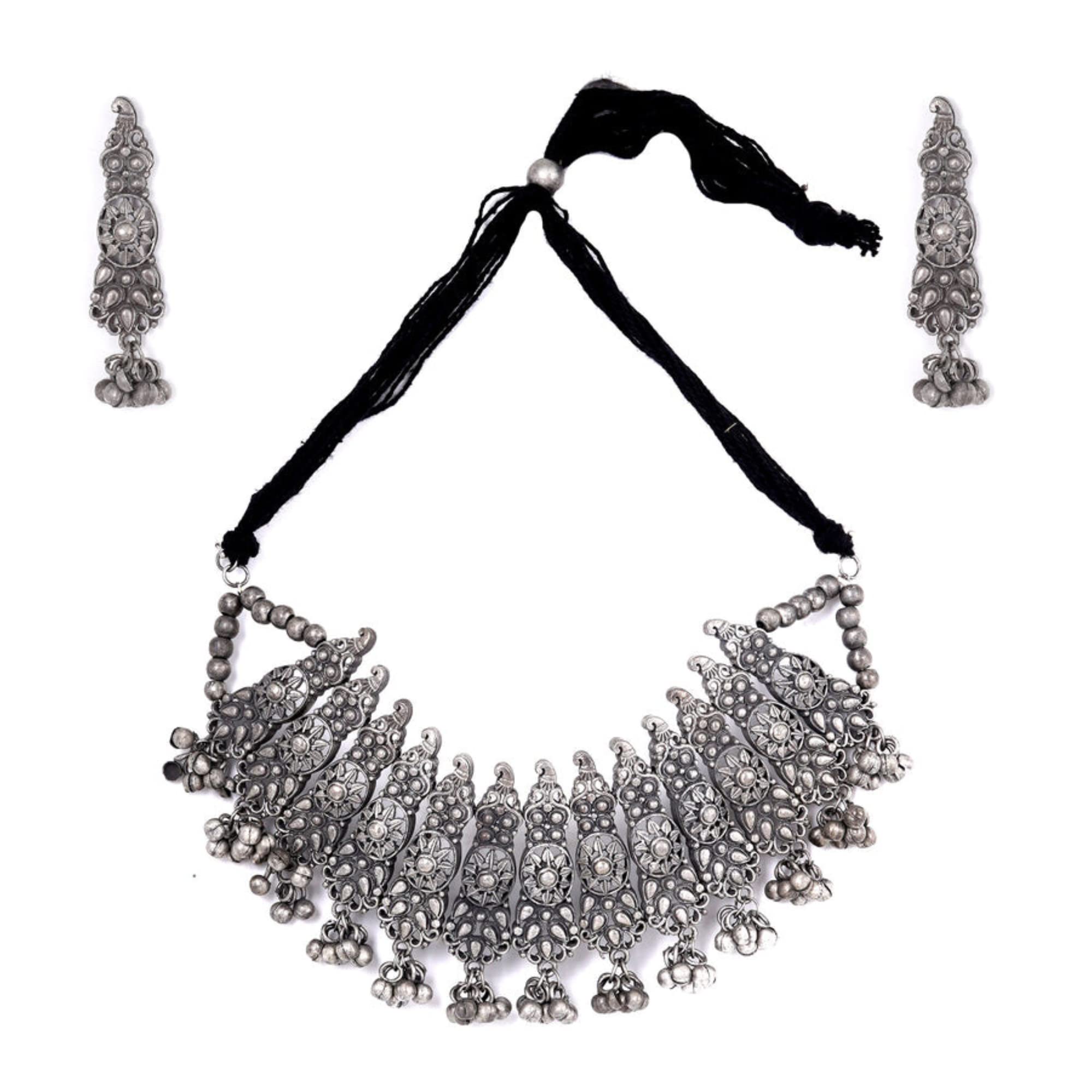 Dulcett India| Black Metal Choker Necklace Jewellery Set |Antique Black Polish Choker With Earrings| Black German Silver Heavy Antique Adjustable Choker Necklace Set With Earrings For Women and Girls. (B0BY579MFX) Amazon Price History, Amazon Price Tracker