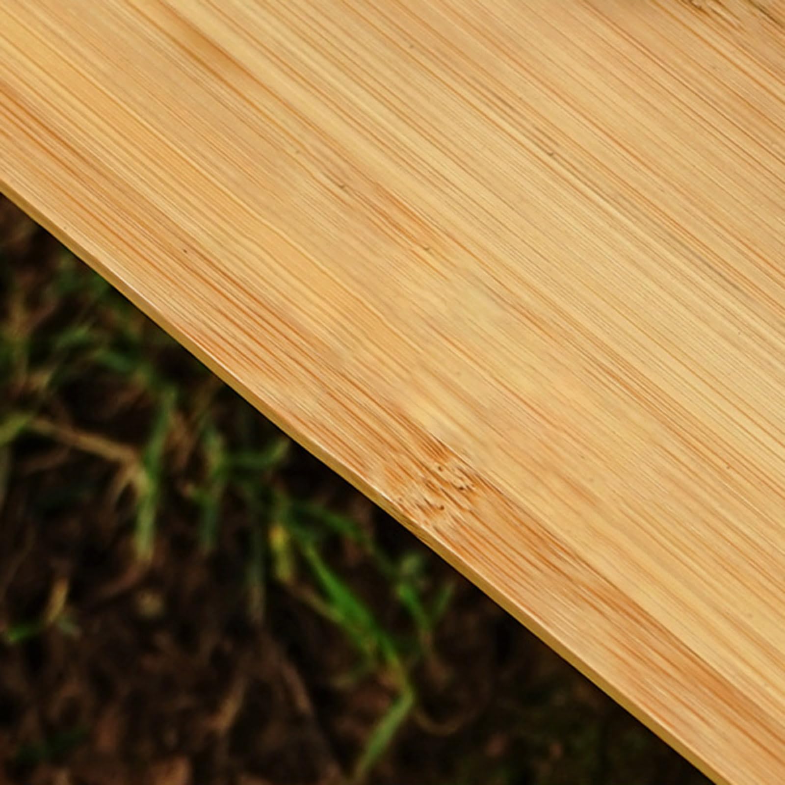 Tragbarer faltbarer Bambustisch für Outdoor-Camping & Picknicks, platzsparendes Design, Edelstahl-Zubehör, leichte Campingausrüstung, perfekt für Reisen