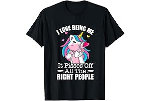 I Love Being Me, It Pisses Off All the Right People Graphic Humorous T-shirt