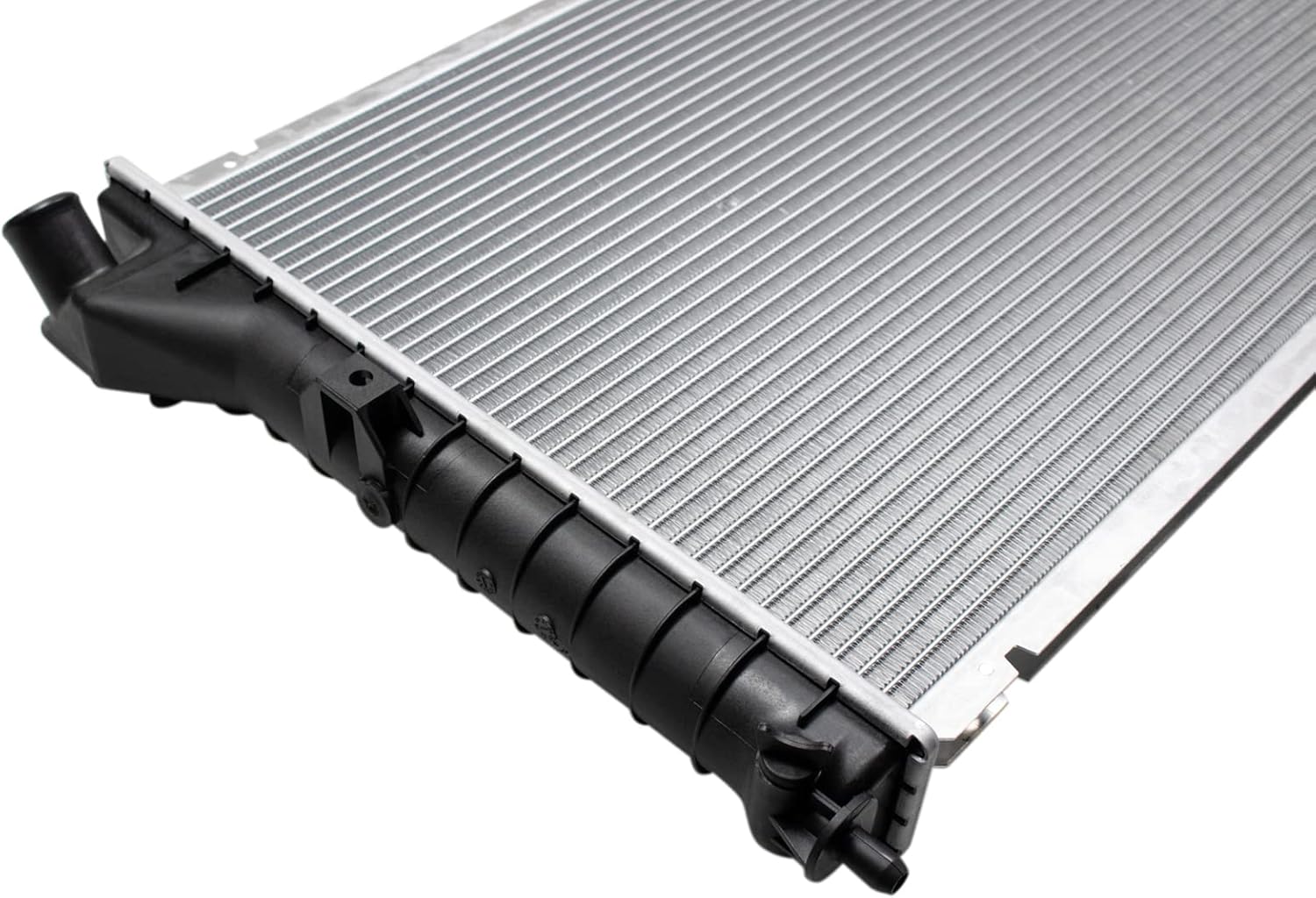 Radiator 1 Row Aluminum Core 29.81 Inch Core Compatible with 94-96 Buick Regal 94-95 Chevrolet Lumina 96-97 Lumina 3.1L V6 98-99 Lumina 95-99 Monte Carlo 96 Oldsmobile Cutlass Supreme 3.1L V6