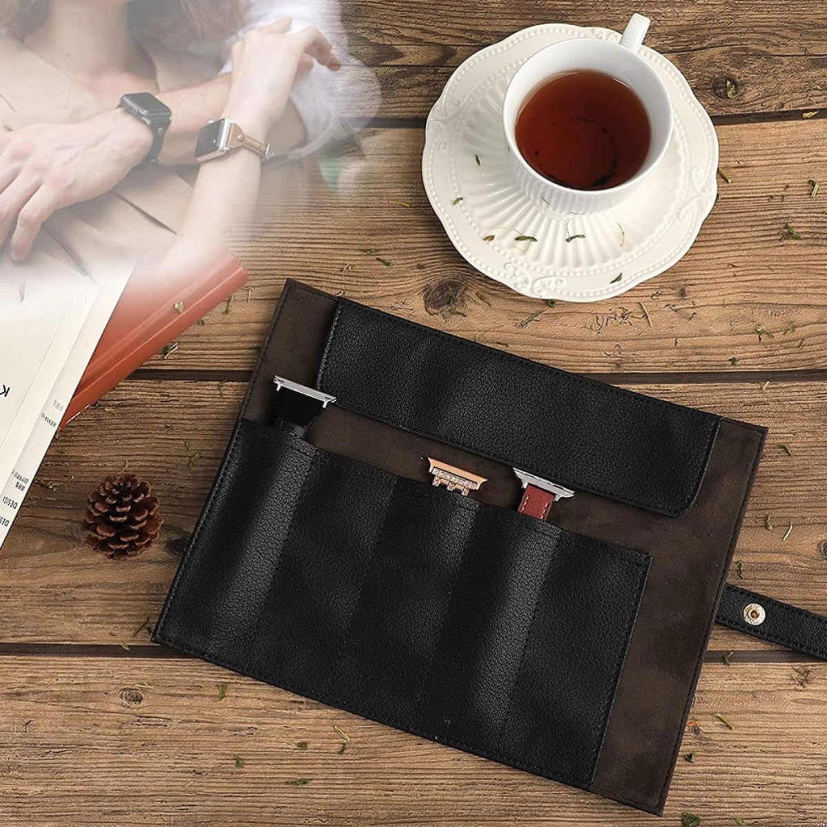 Portable Reusable Watch Roll Organizer with Cloth Material Easy to Clean Travel Watch Storage Bag Suitable and Earphones for Daily Use and Travel