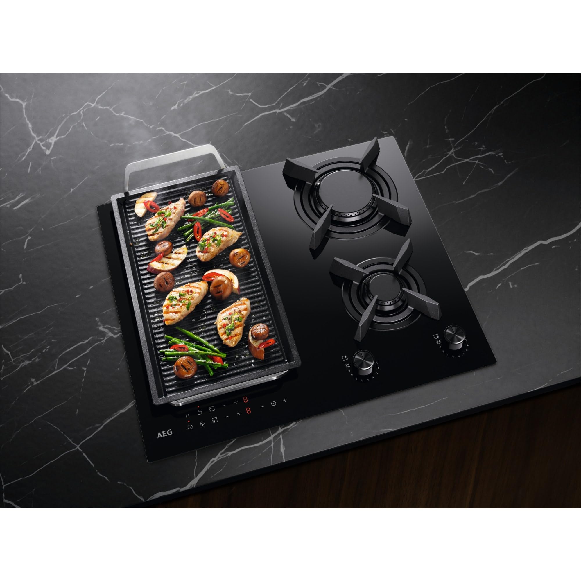 AEG Série 8000 HF704163NB Plaque de cuisson à induction 60 cm avec 4 brûleurs et fonction pont, grille en fonte noire 590 x 520 mm