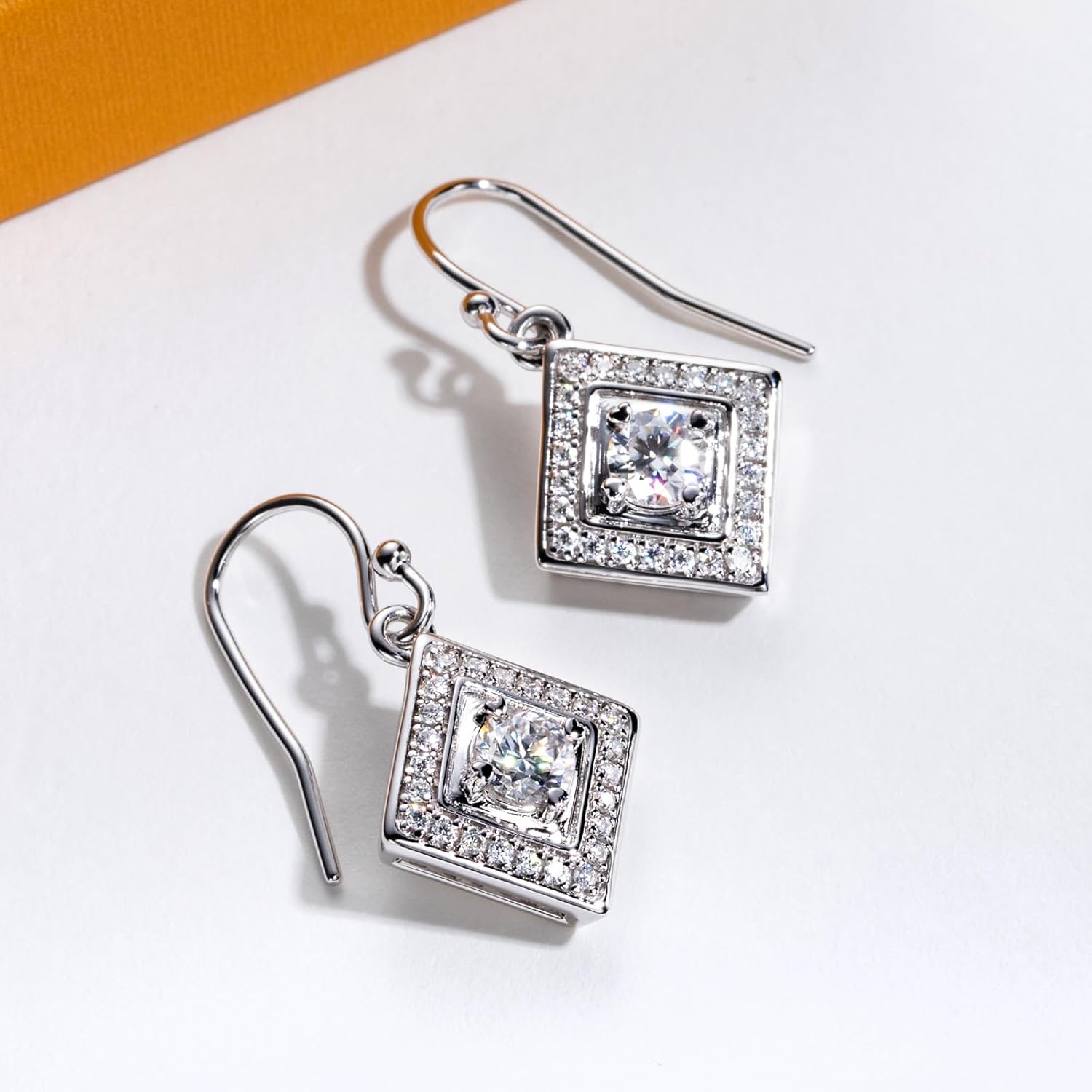 Moissanite Dangle Earrings for Women 1.48CTTW D Color VVS1 Clarity Round Brilliant Cut 925 Sterling Silver Moissanite Rhombus Drop Earring for Her Mom Wife with Certificate