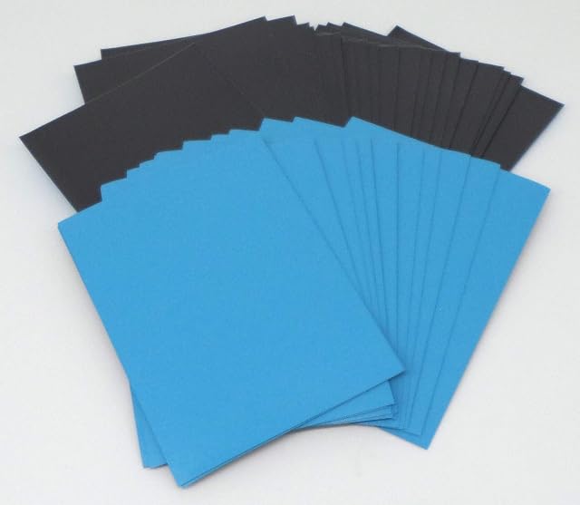Foto 2 de 4 de docsmagic.de 200 Premium Bi-Color Card Sleeves Mat Light Blue/Black Standard Size 66 x 91 Fundas Azul Claro…