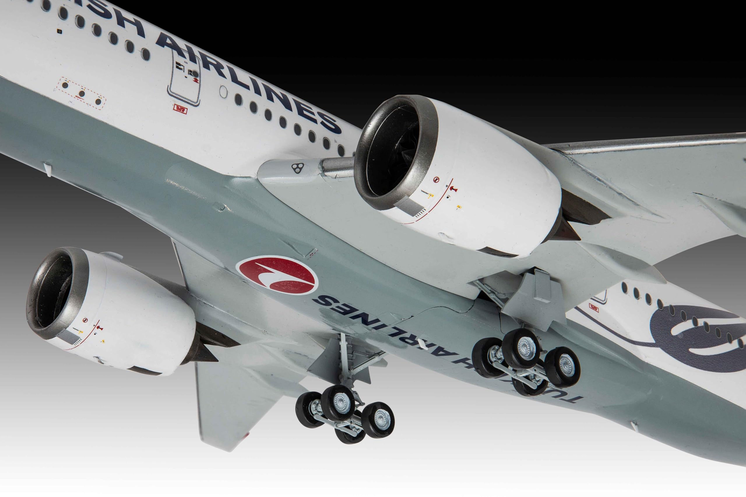Amazon | ドイツレベル 1/144 エアバス A350-900 トルコ航空