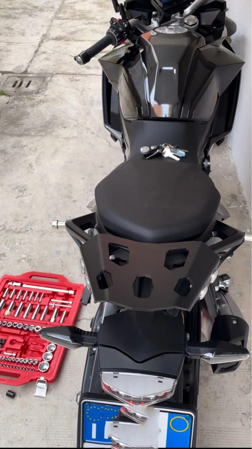 BMW F900R,F900XR 純正ラゲッジラック（リアキャリア） Yahoo!オークション - BMW.F900XR純正.リアキャリア.キャリヤ