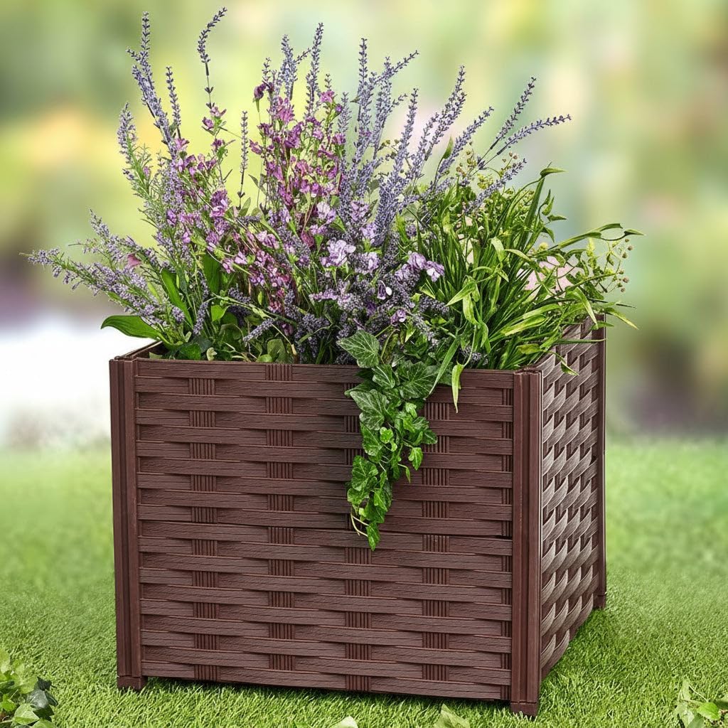 The Lakeside Collection 8-Pc. Adjustable Weaved Design Raised Garden Bed