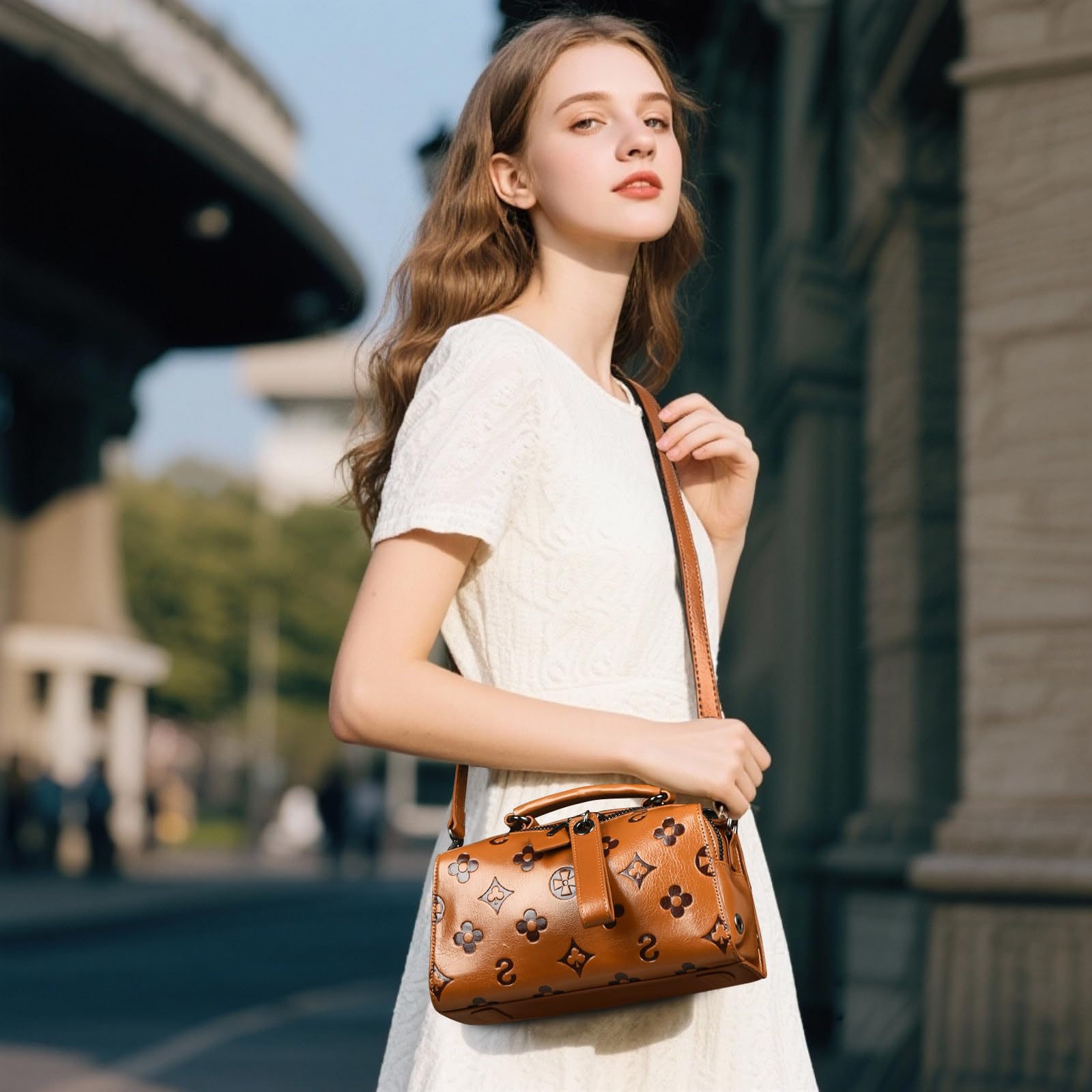 Travistar Bolsos y monederos cruzados para mujer – Bolso pequeño de cuero en relieve con asa superior para el hombro