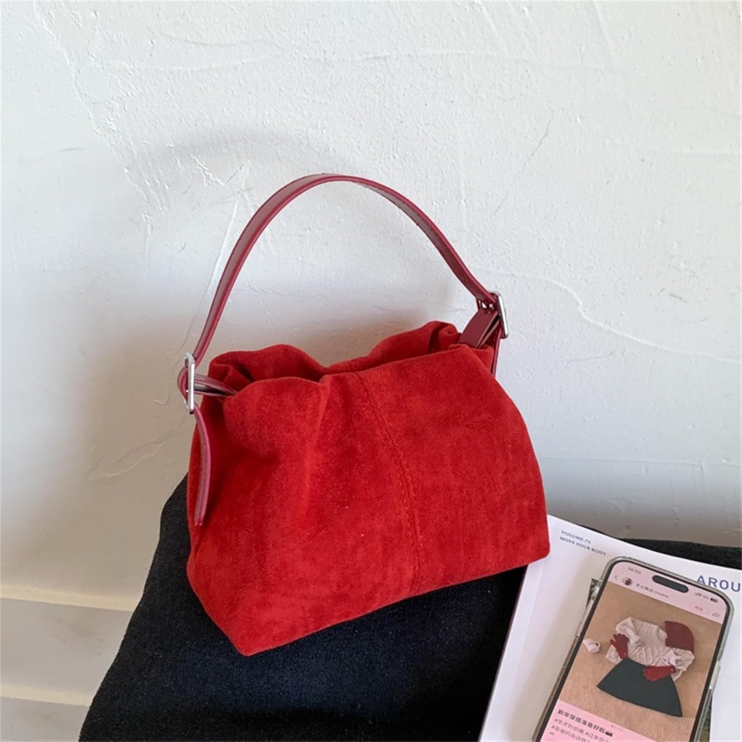 Women Vintage Suede Handbag Small Tote Bag Drawstring Bucket Bag Faux Suede Crossbody Bag Everyday Shoulder Bag Winter Purse