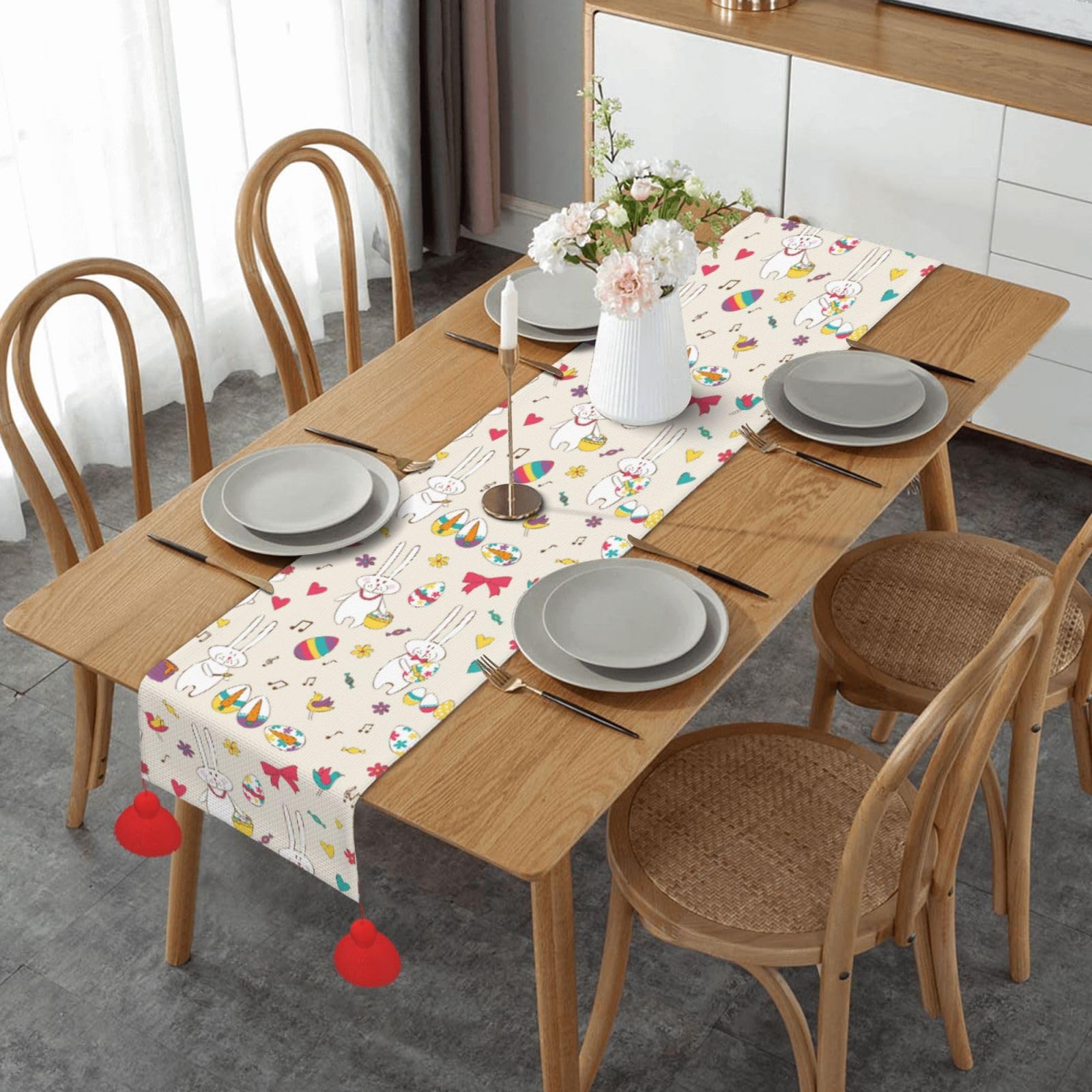 Chemin de table de Noël avec lapin de Pâques pour repas en famille