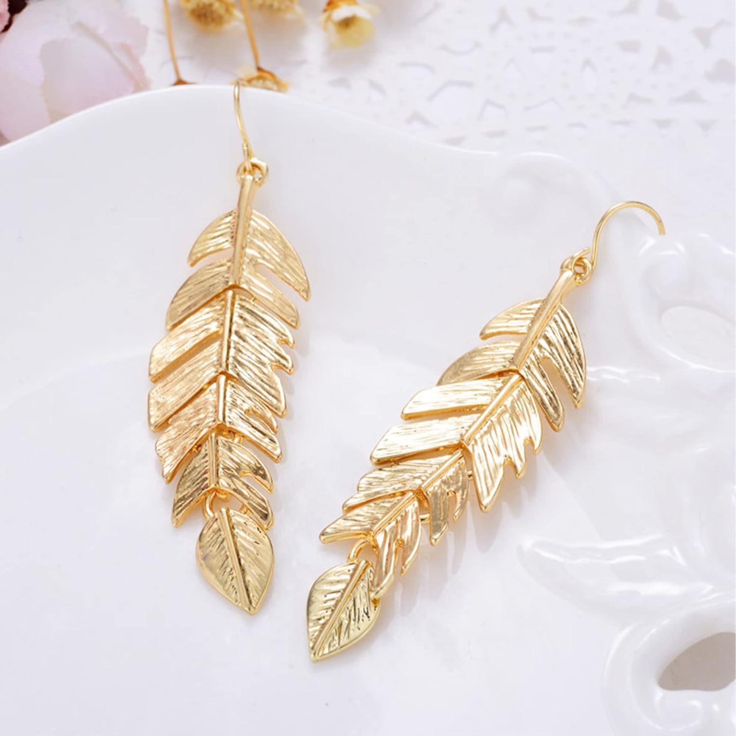 Chic Floating Feathers Dangle Earrings Long Hanging Metal Link Leaf Drops for Women Bohemian Lightweight Layered Dangling Leaves - Image 6