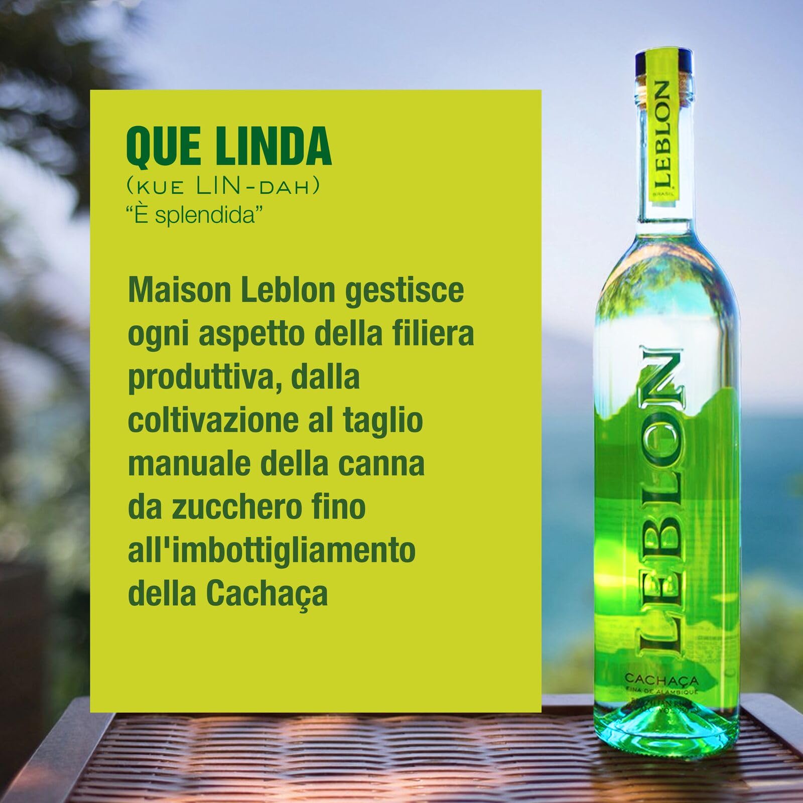 Leblon Cachaça, 40% Vol., 70 cl / 700 ml, pregiato liquore brasiliano da canna da zucchero, distillato artigianalmente e invecchiato in botti di rovere da cognac francese, ideale per una Caipirinha