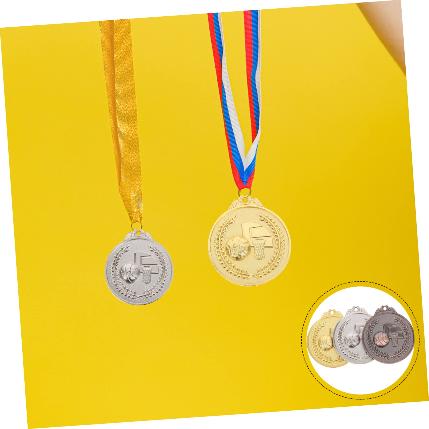 Happyyami 9 Piezas La Medalla Medalla De Trofeo Medallas De Fútbol Medallas De Fútbol Trofeos De Baloncesto Medallas De Baloncesto Medallas De Premio De Competición Deportiva Medalla Real