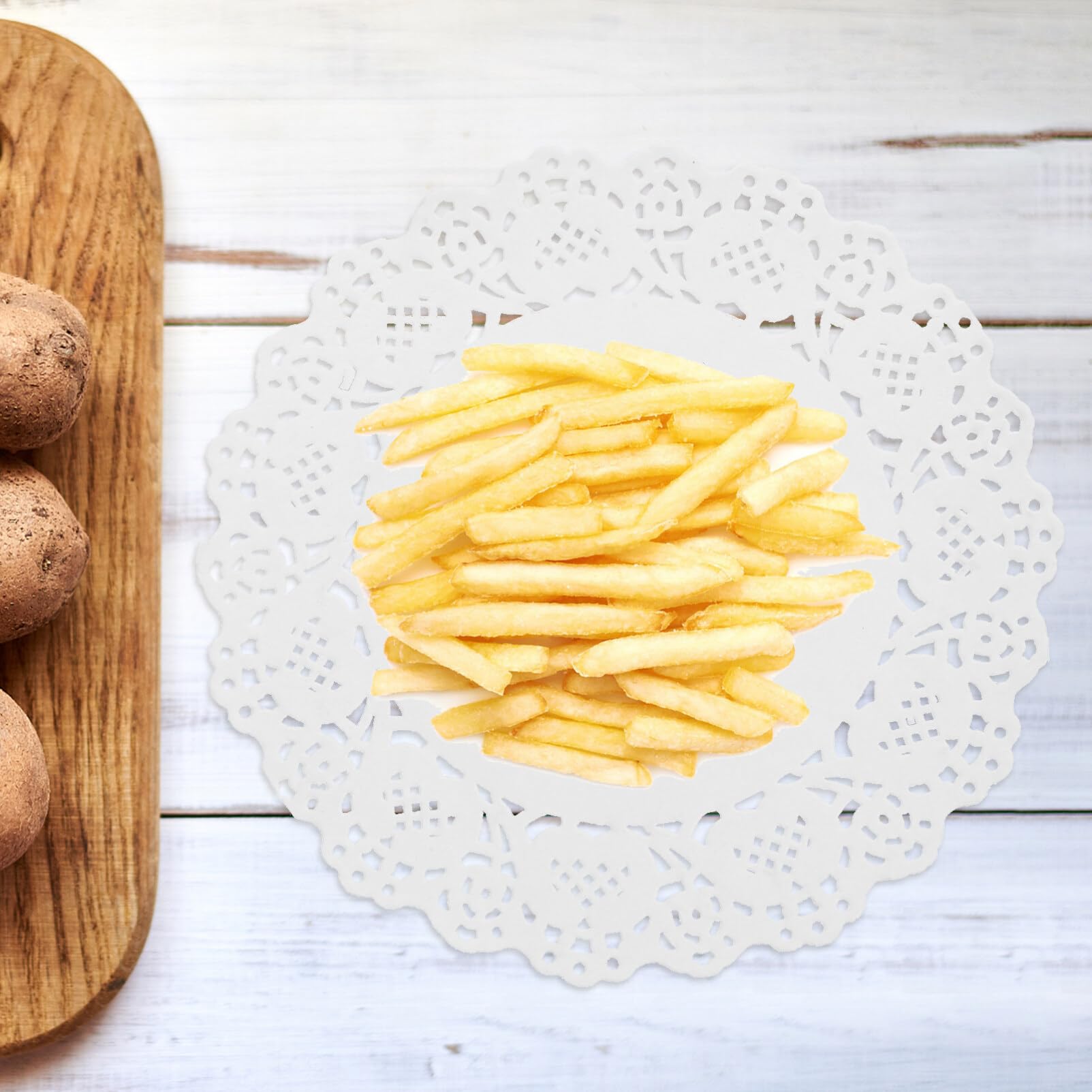 200pcs Paper Cake Round Floral Pattern Paper Oil-absorb Baking Mats Hollow Paper Pad Baking Paper Pads Bbq Paper Liner Grease-proof Paper Round Paper Doilies Paper Placemats