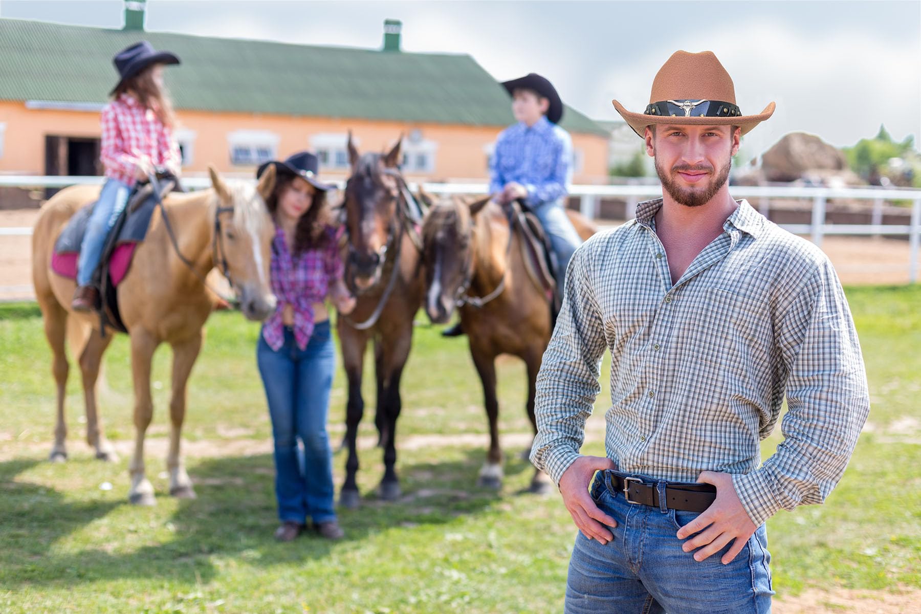Lanzom Cappello da cowboy per donne e uomini con cappello western in feltro a tesa larga modellabile per cowboy e cowgirl