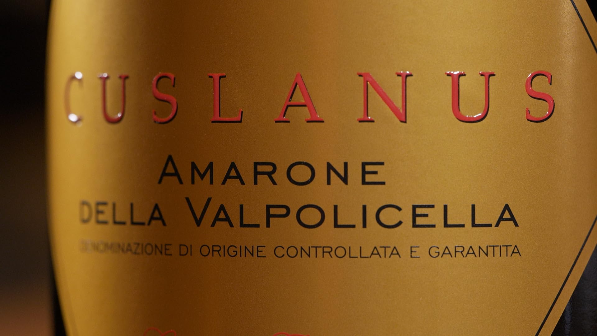 ALBINO ARMANI - GIFT AMARONE RISERVA - Confezione regalo in legno con logo da 1 bottiglia x 750 ml - 1x "CUSLANUS" Amarone della Valpolicella Classico Riserva DOCG