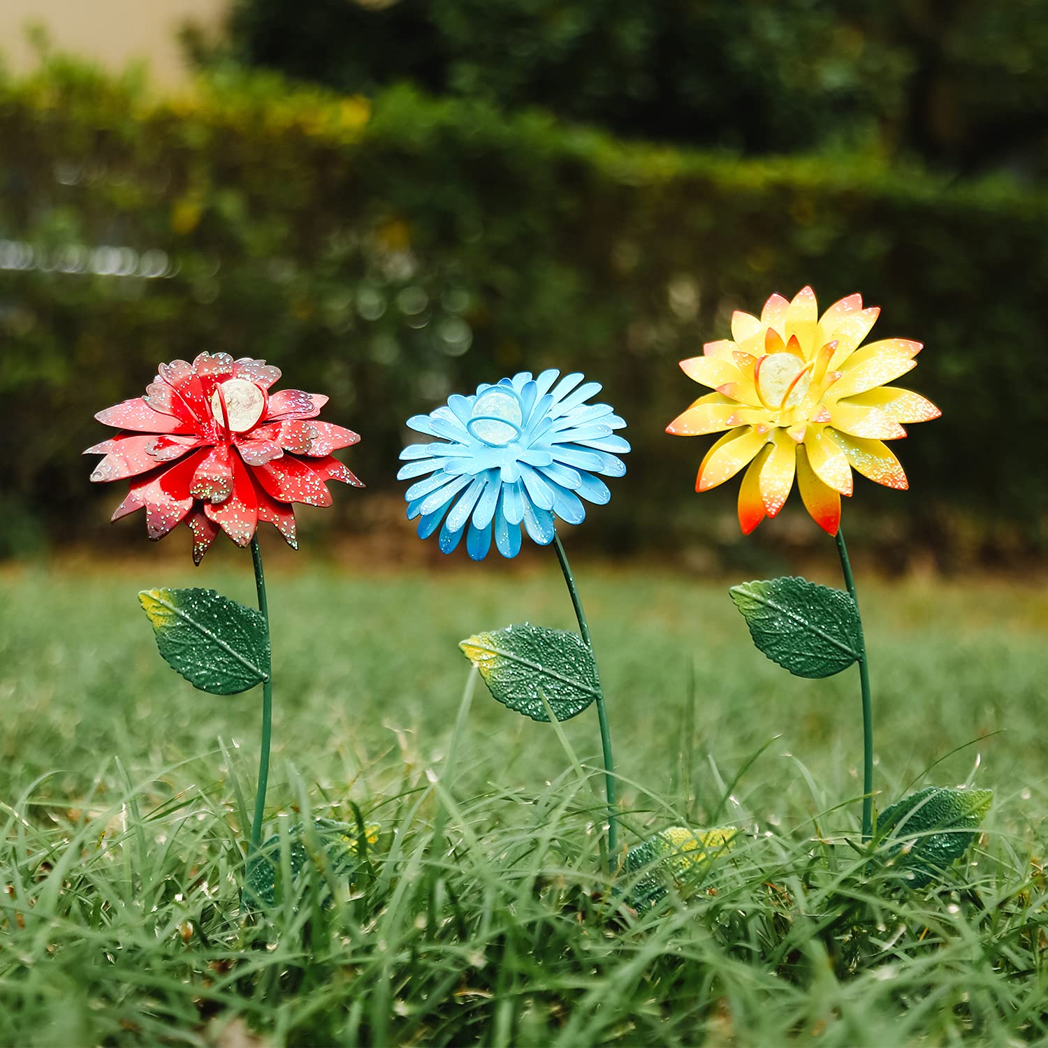 TZSSP Metal Flower Garden Stakes, 3pcs Set Outdoor Glow in The Dark Decor for Lawn, Yard, Patio, Balcony - 14 Inch Colorful Weather-Resistant Decorative Stakes