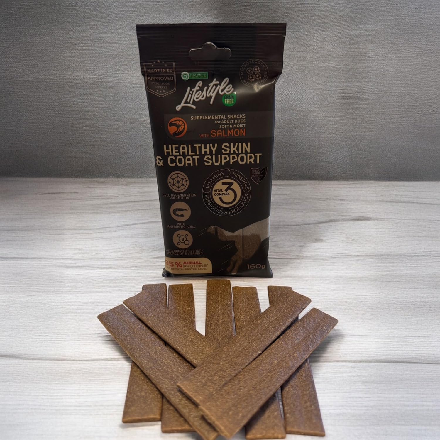 TJURE Haut & Fell Set für Hunde | Flüssige Kräuterpflege + Trockenfutter getreidefrei + Snacks | Nahrungsergänzung Mit Omega-3 & Bierhefe | Ohne Zusätze | Made in Germany