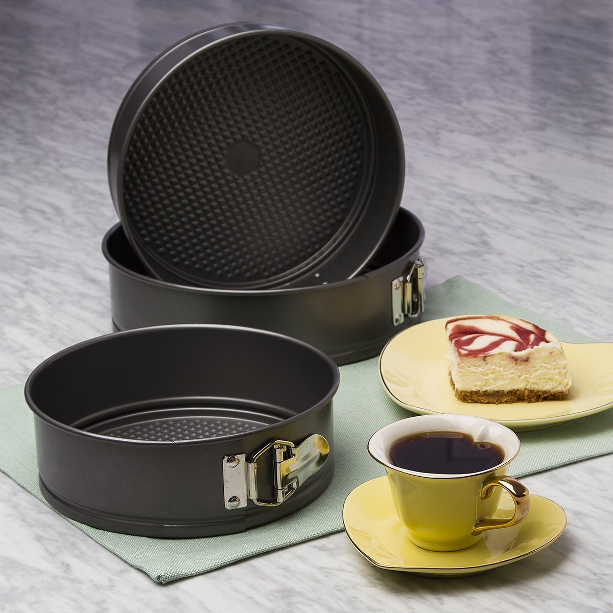 Ecolution Bakeins 3-teiliges Springform-Set, Grau, 20,3 cm, 22,9 cm und 25,4 cm