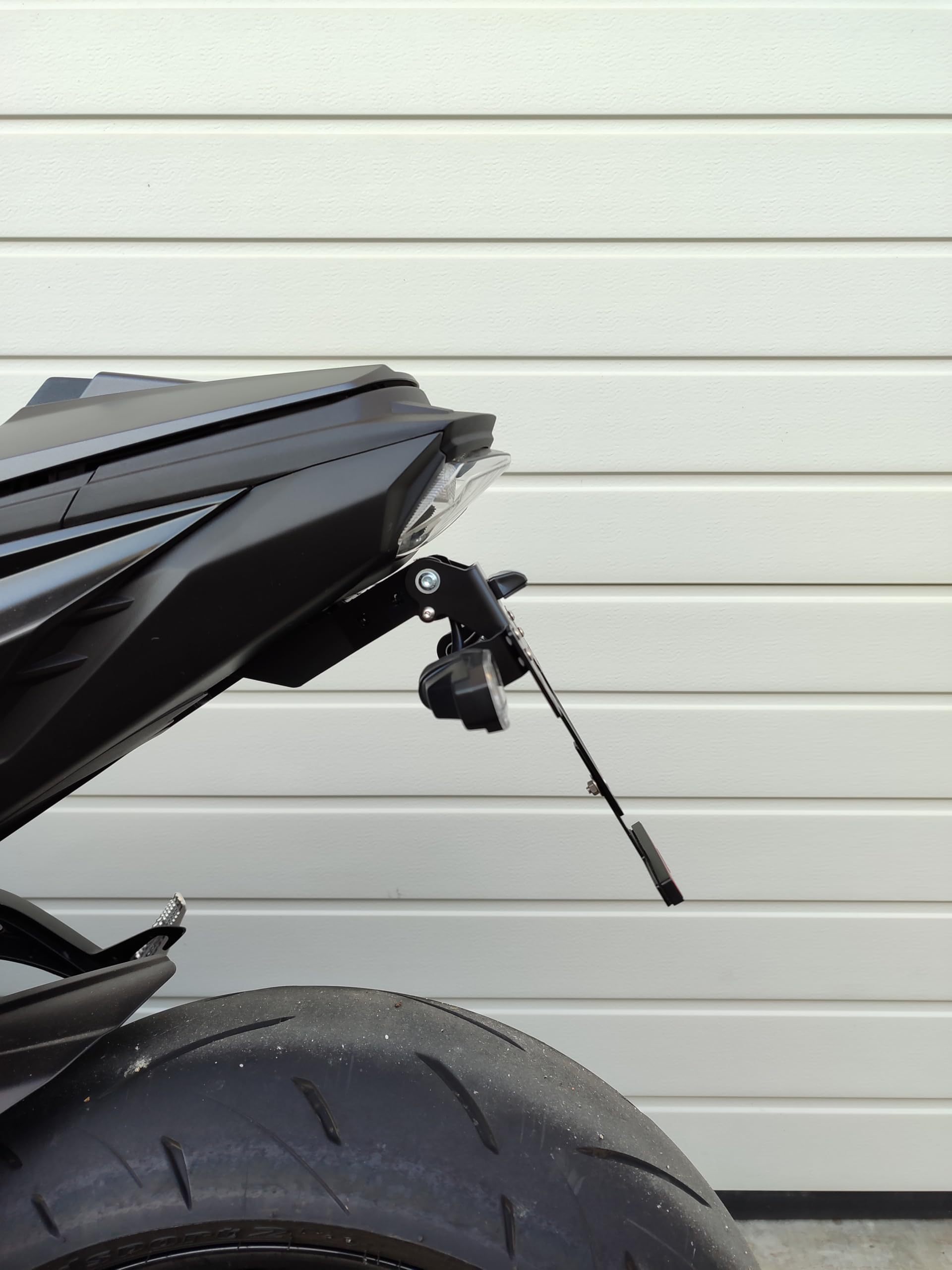 Portatarga per Suzuki GSX-S 1000 Anno di Cost.2016-2023 GroFaTec Evo Set Porta Targa gsx-s1000 950 rizzla coda corta conversione della coda gsxs950