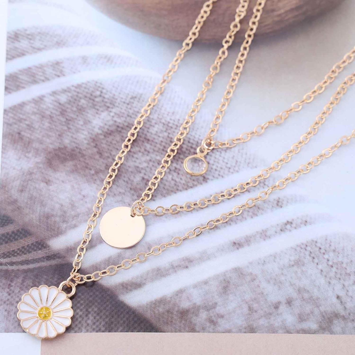 Andelaisi Boho Daisy Flower Necklace Choker Layered Disc Coin Choker Necklace Vintage Daisy Flower Pendant Necklace Tiny Crystal Dot Necklace Chain Jewelry for Women - Image 4
