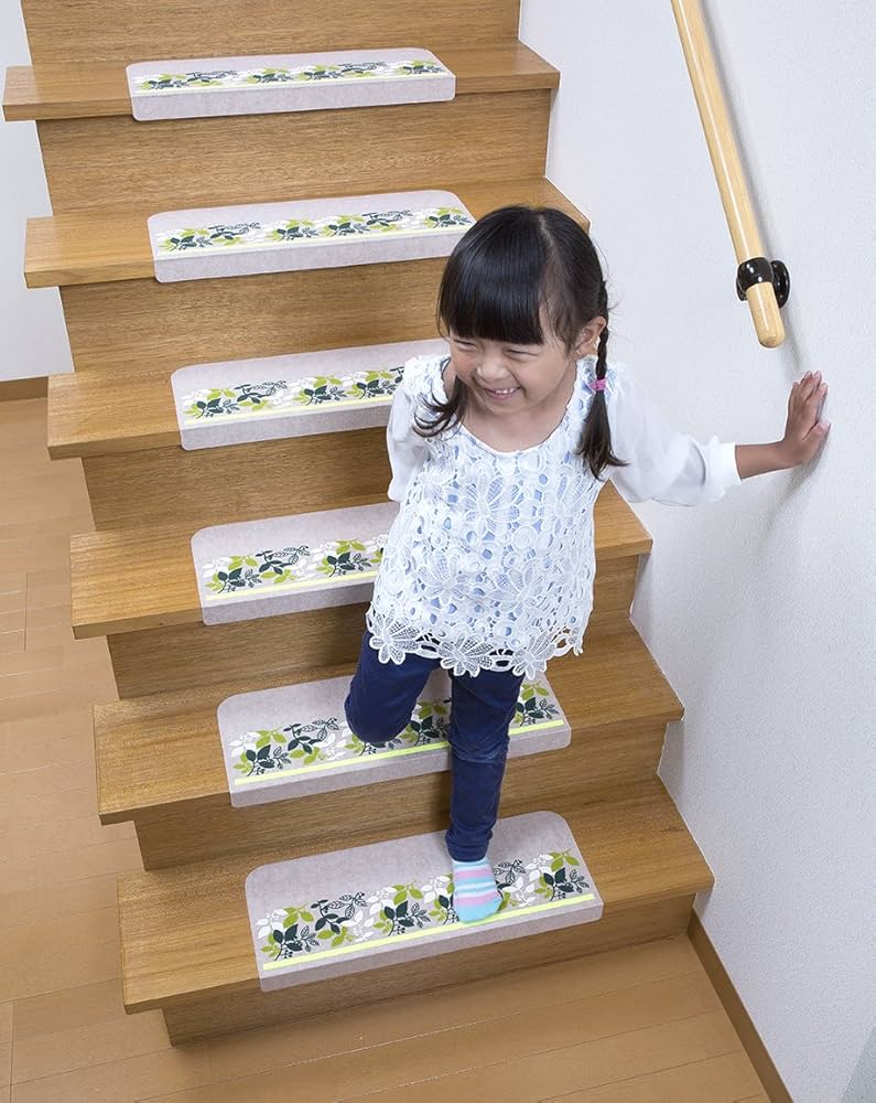 滑り止め効果があり洗濯可能な15枚入り階段マット 滑り止め効果があり洗濯可能な15枚入り階段マット 吸着階段マット