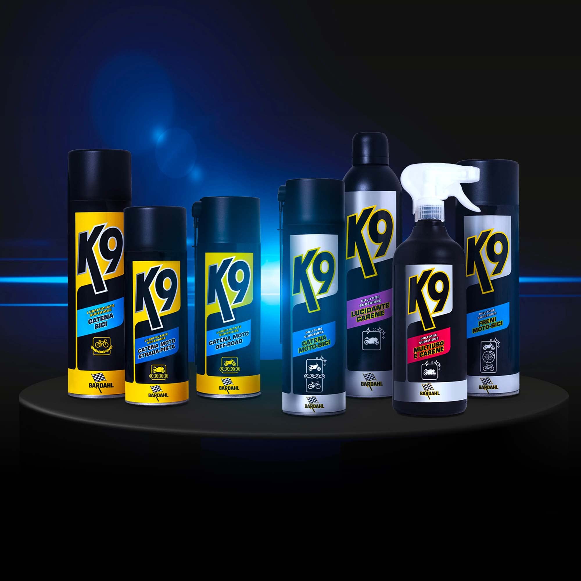 Bardahl K9 - Pulitore Superiore Multiuso e Carene, Detergente Professionale per Rimuovere Lo Sporco su Tutte Le Superfici, Rinnova Plastiche e Carene della Moto, Accessori Moto, 750 ml