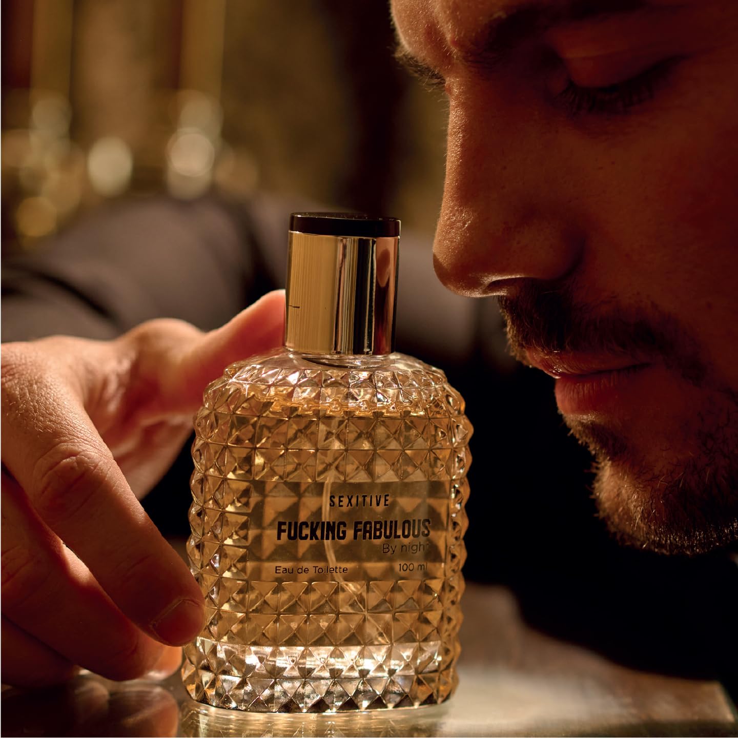 FUCKING FABULOUS Perfume para hombre con feromonas. Deseo Absoluto. Fragancia intensa. Oud, Ámbar y Almizcle. Aroma, profundo y seductor. Perfume masculino. Pheromone Strong. 100 ml