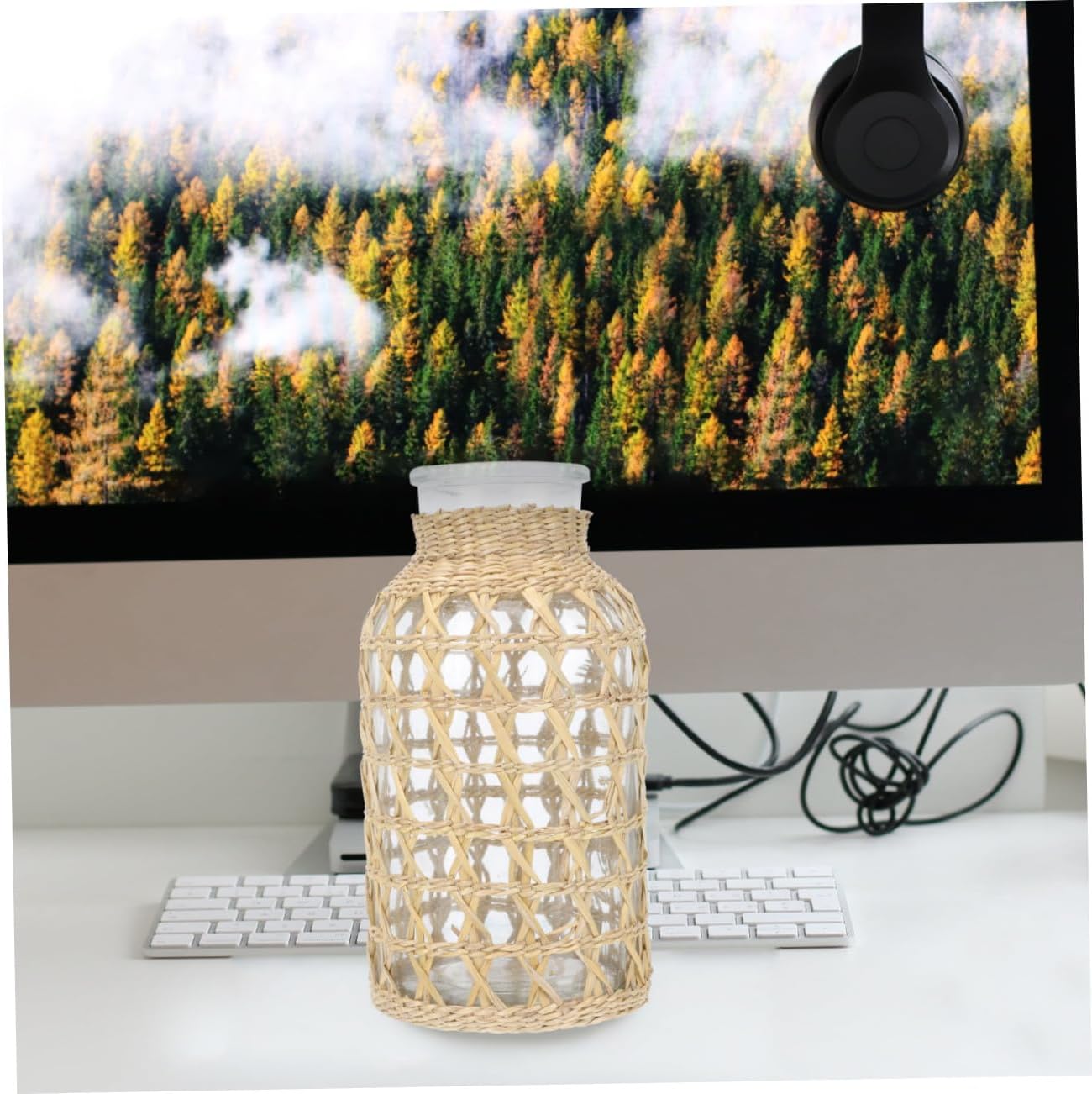 Cabilock Boho Vase, Wicker Woven Vase, Clear Glass Flower Vase, Flower Bud Container for Farmhouse Floral Arrangements Housewarming Party Decorations (4x4x7.8 inch)
