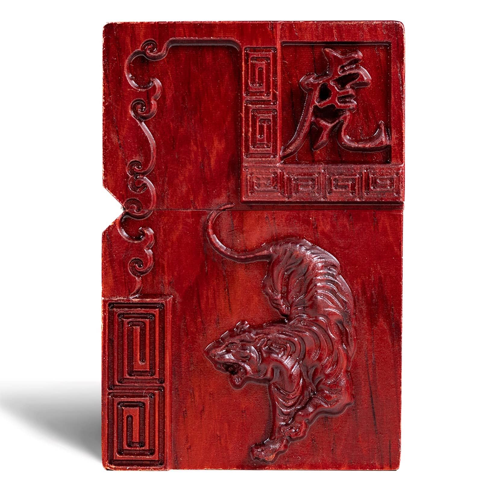 MEIDAI Natural Red Sandalwood Rosewood Carving Lighter，Replaceable for Zippo (Only Case), Compatible Insert Size 3.6cm * 1.2cm * 5cm，Lighter housing (Zodiac Tiger)