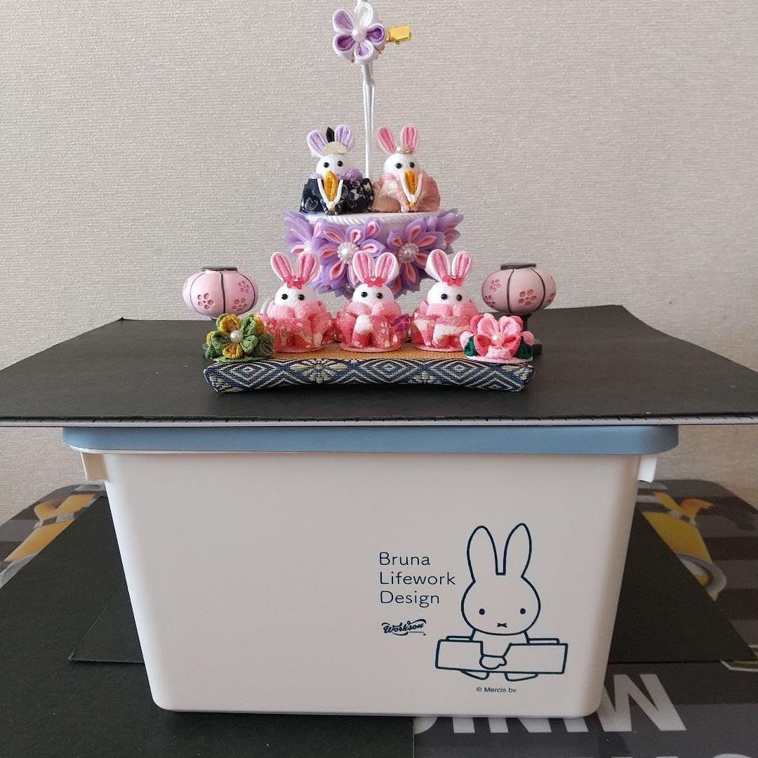 つまみ細工 つるし雛 つるし飾り うさぎのお雛様 BOX付き❗️ 雛人形