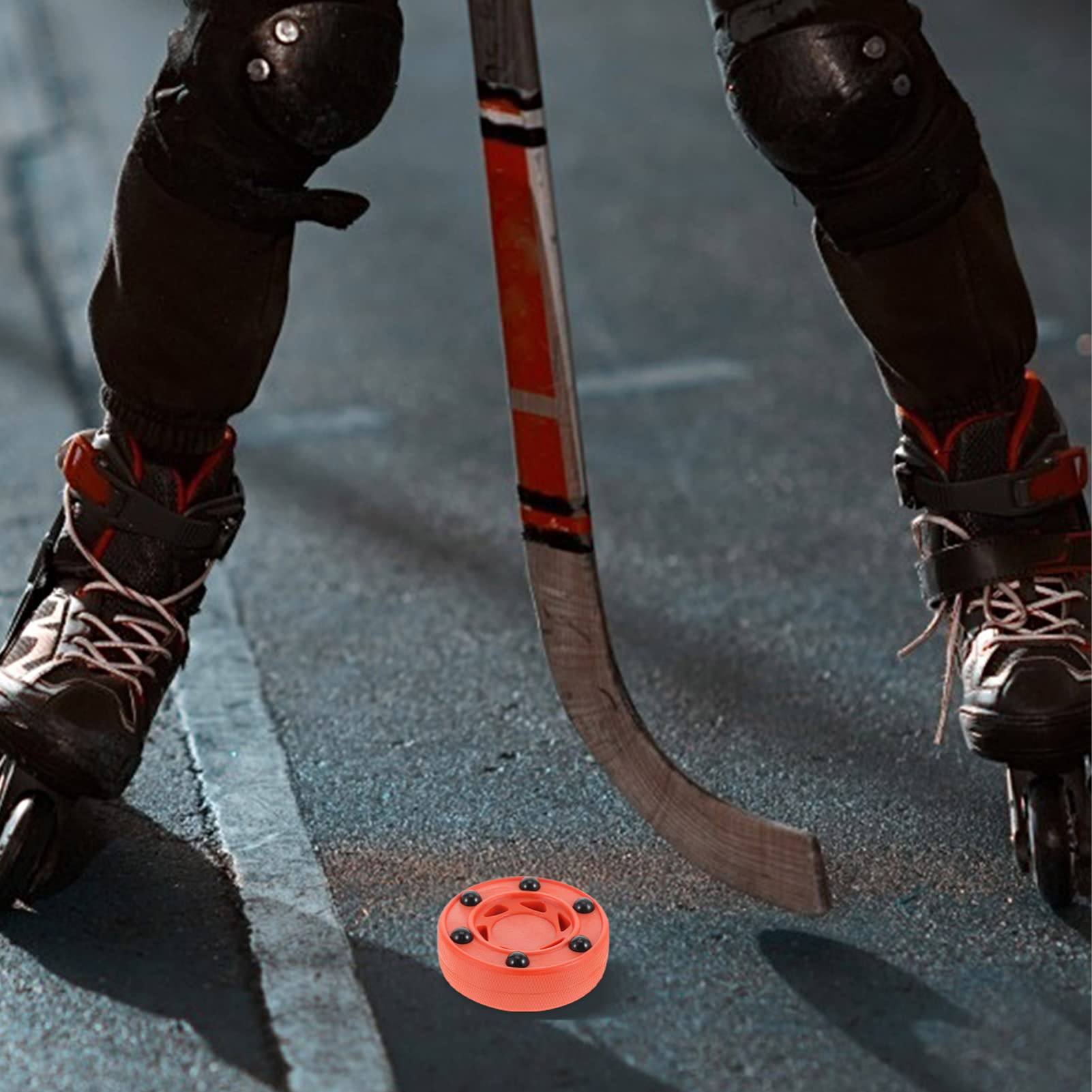 Sewroro Roller Hockey Puck Street Hockey Puck, Outdoor Puck für Roller- und Inlinehockey mit geringer Reibung Professionelle Räder für EIS Inline Street