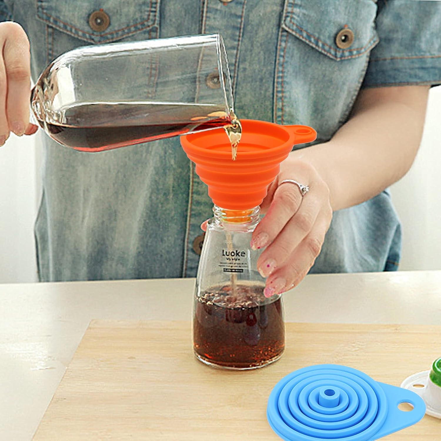 Silicone Collapsible Funnel Set of 3 Pack Small Large Kitchen Funnel for Filling Bottles Oil Liquid Powder Transfer Foldable Funnel