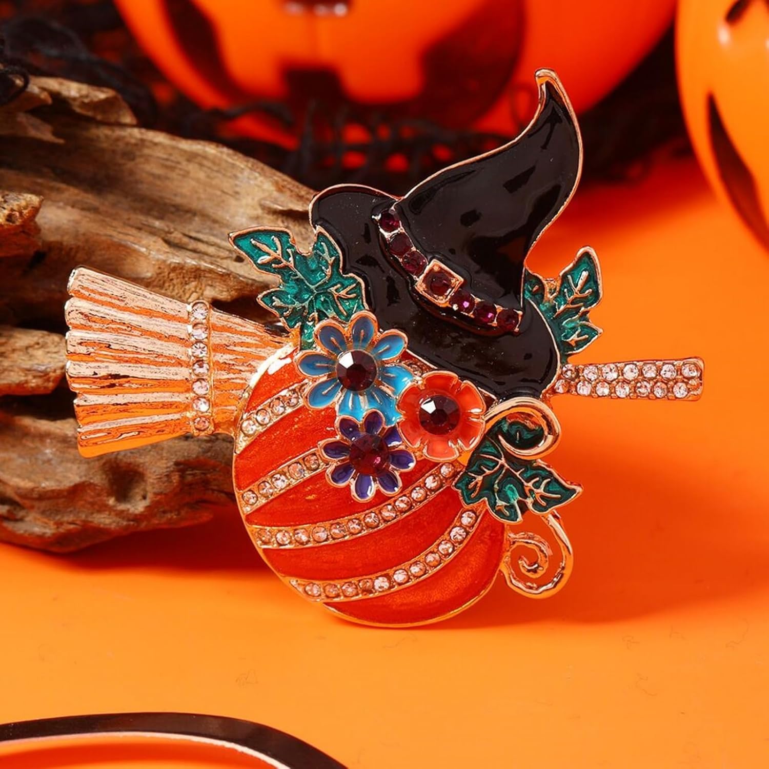Pumpkin Brooch Pin for Women Halloween Fashion Enamel Crystal Leaf Pumpkin Brooches Dress Accessories Halloween Party Jewelry - Image 2