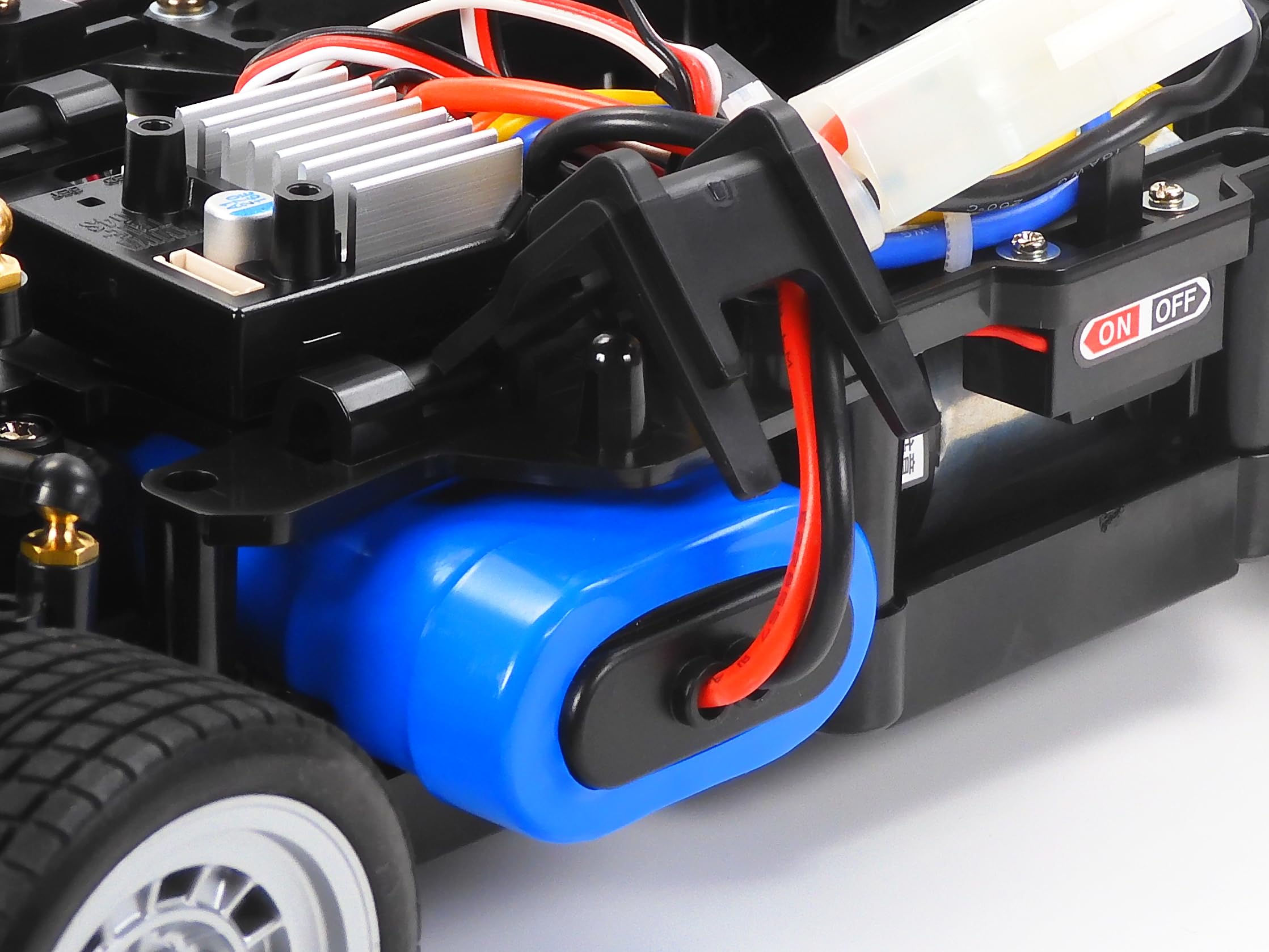タミヤ ラジコン　オペルカデット　GT/E MB-01シャーシ　新品 1/10 電動RCカー オペル カデット GT/E (MB-01シャーシ)（塗装