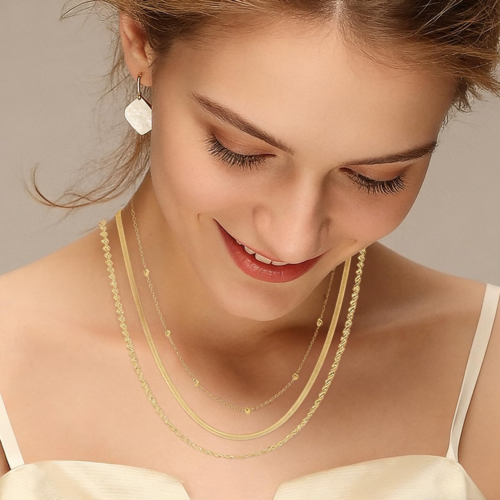 Joyas de Mujer - Set de 40 Piezas: Brazalete Dorado, Cadena y Collar Oro, Gargantilla y Choker Dorado, Bisutería, Joyería y Colgante para Mujeres, Oro - 4